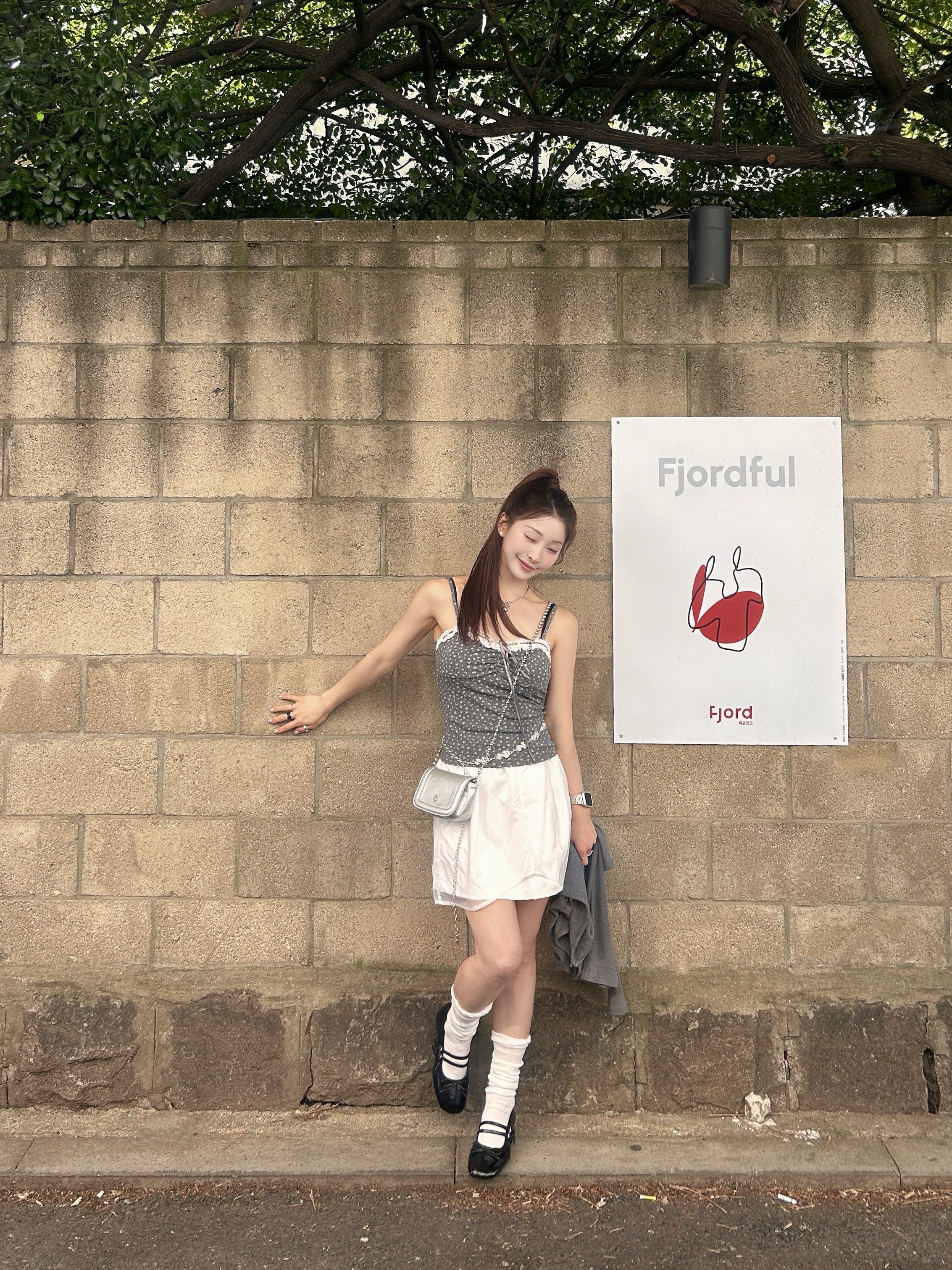 Heeari Women Poppy Chain Mini Bag Silver 착용 스타일 - 4