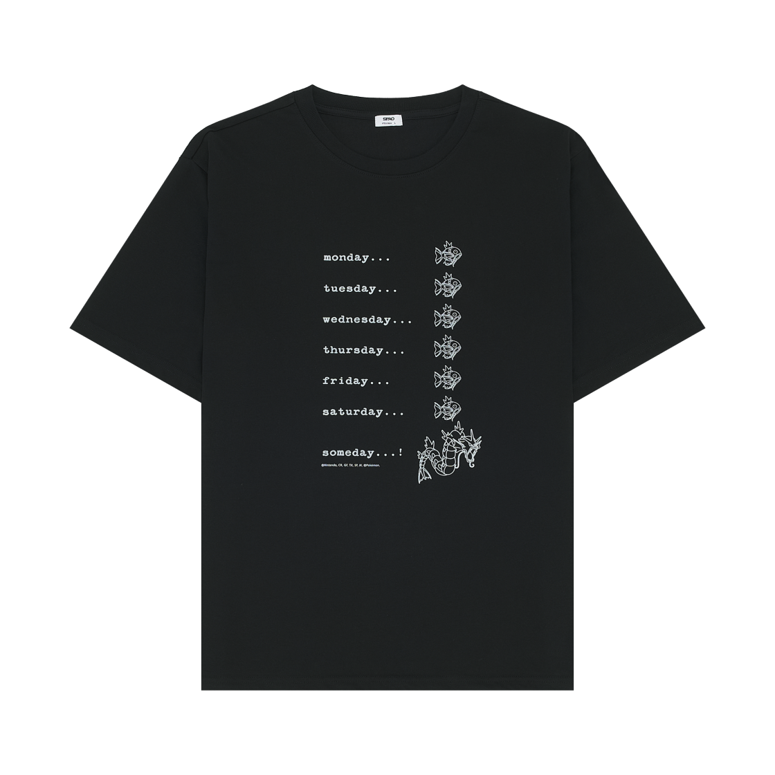 스파오 x 포켓몬 잉어킹 반팔티셔츠 블랙(Spao x Pokemon Magikarp Short Sleeve T-Shirt Black)