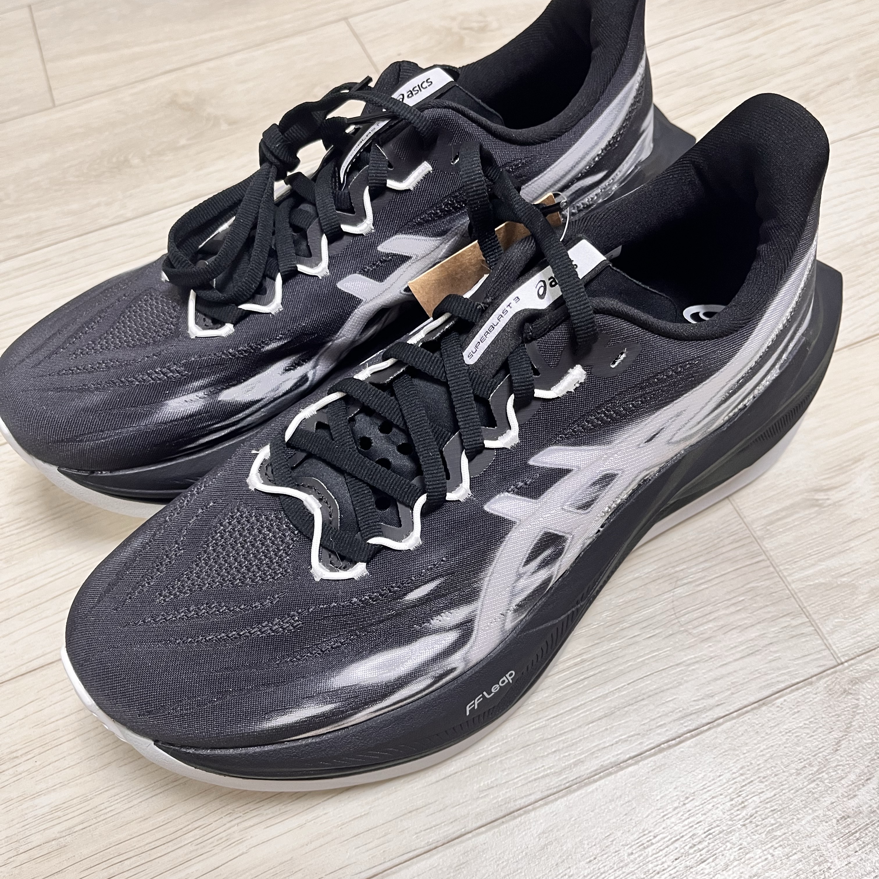 Asics Superblast 3 Black 착용 스타일 - 1