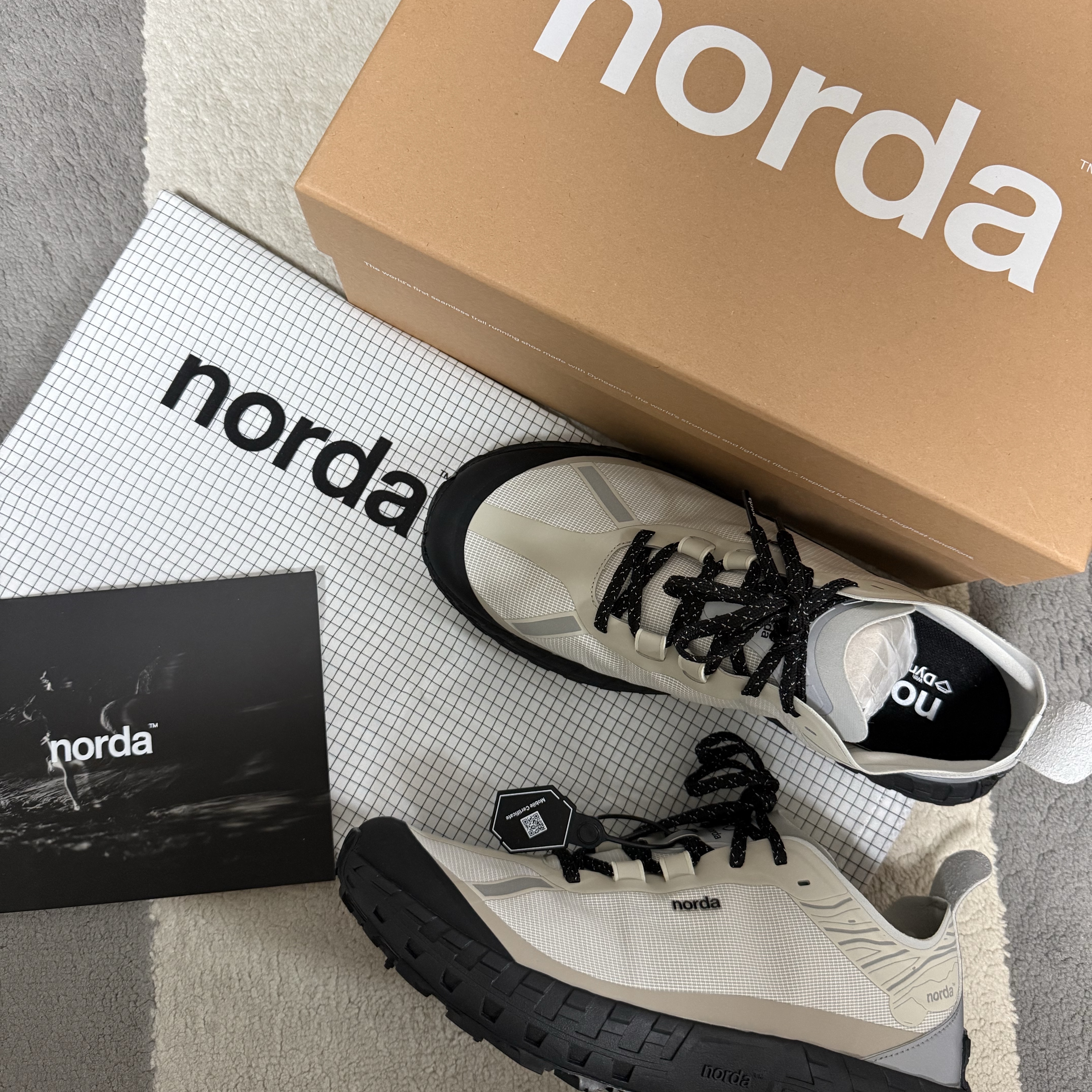 Norda 001/A Cinder 착용 스타일