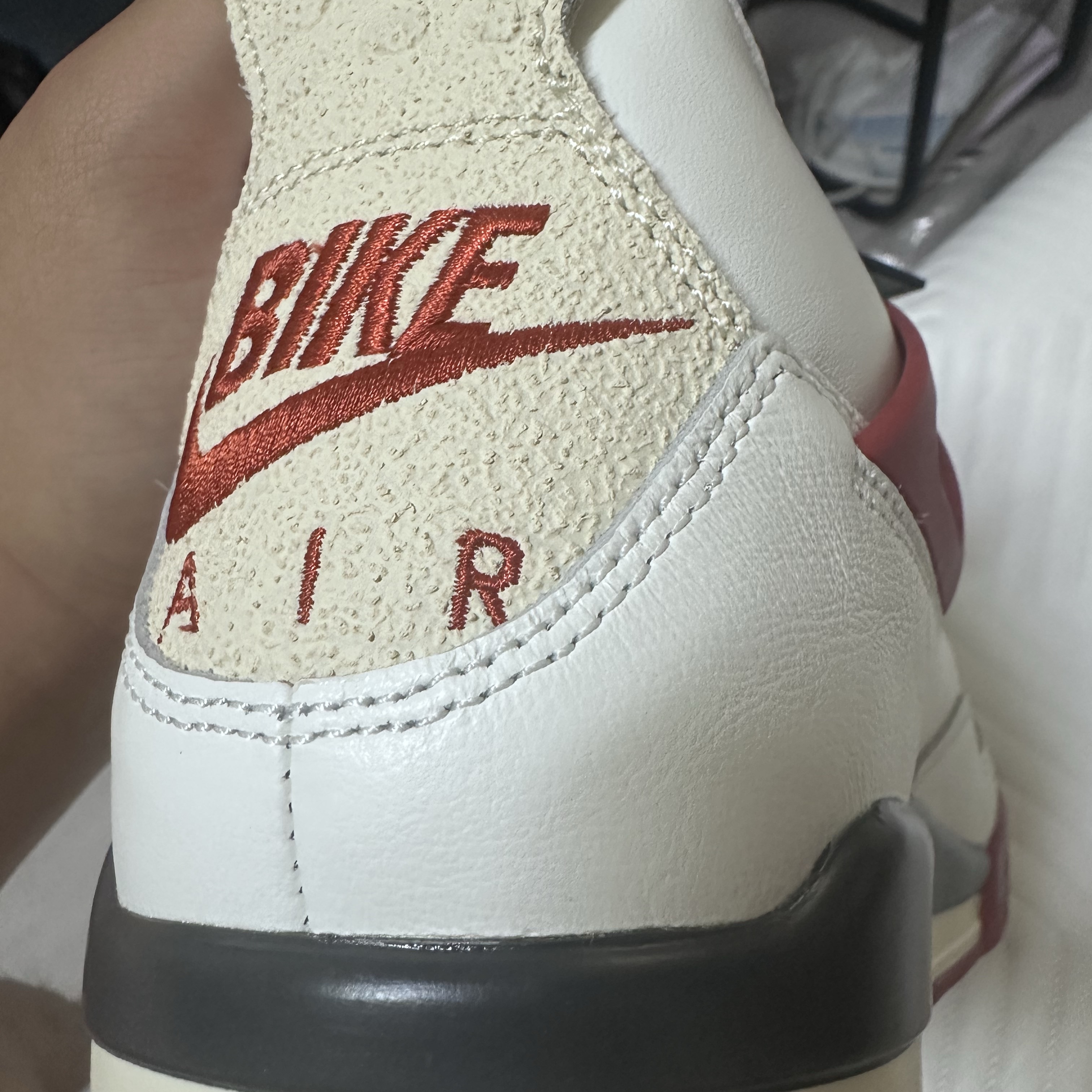 Jordan 4 x Nigel Sylvester Retro OG Brick After Brick 착용 스타일 - 2