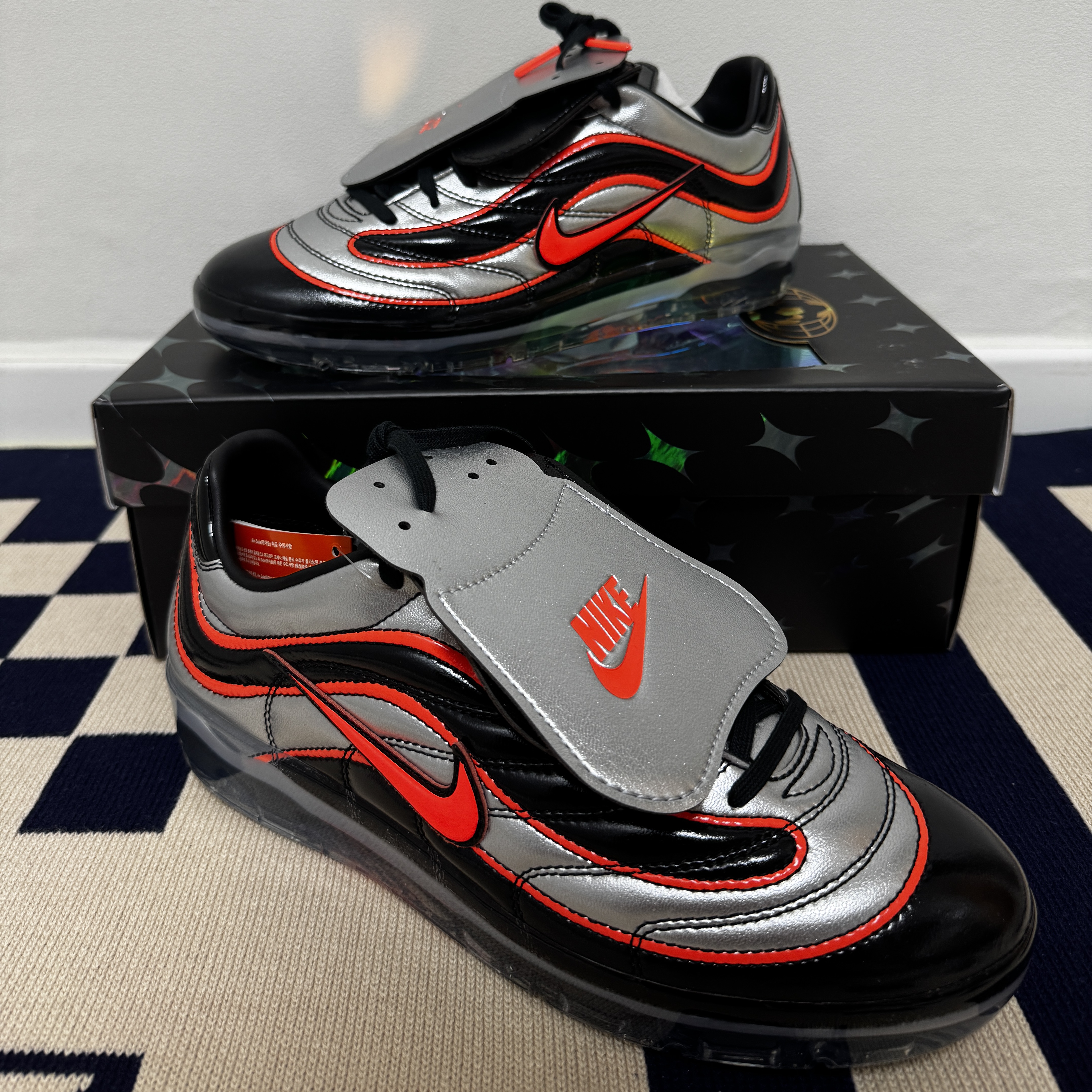 Nike x Patta Cryoshot Mercurial Vapor R9 Hyper Crimson and Black 착용 스타일 - 2