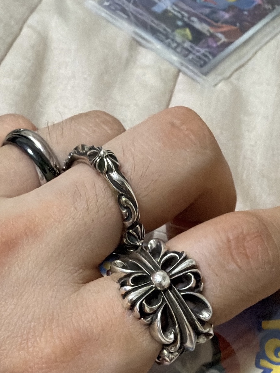 Chrome Hearts SBT Band Ring Silver, Cartier Trinity Ring Classic White Gold Black Ceramic 착용 스타일