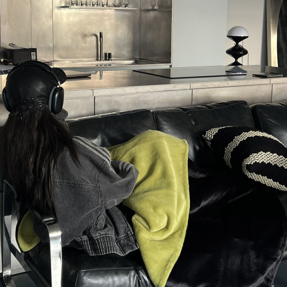 무성화 블랙 라임 페이크 퍼 블랭킷 담요(MUSEONGHWA Black Lime Fake Fur Blanket Blanket) - 4
