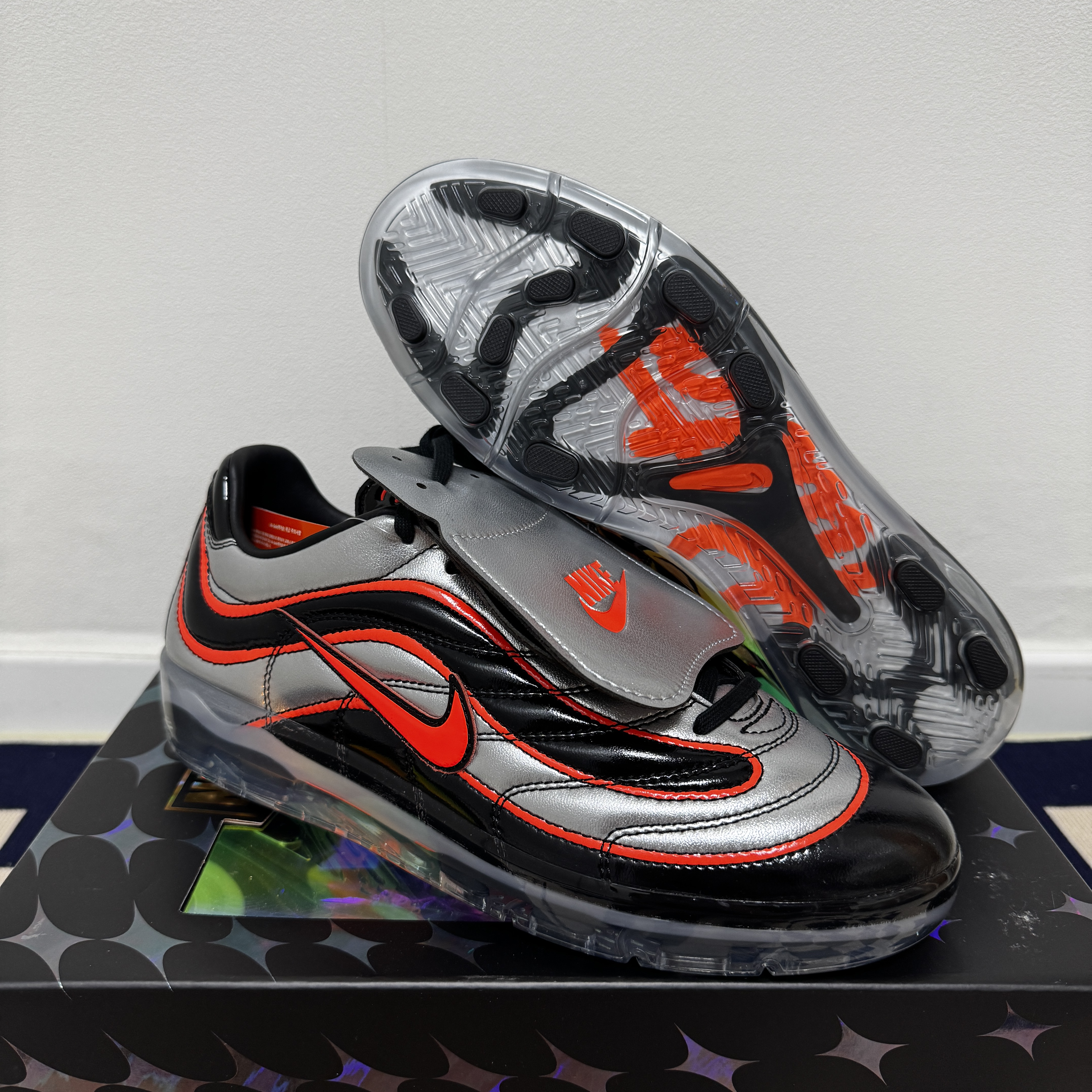 Nike x Patta Cryoshot Mercurial Vapor R9 Hyper Crimson and Black 착용 스타일 - 1