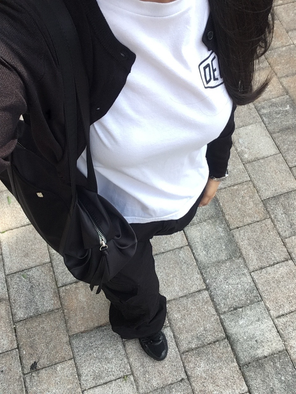 Asics Gel-Kayano 14 Black Pure Silver, (W) Deus Ex Machina Seoul College Address T-Shirt Black 착용 스타일 - 3