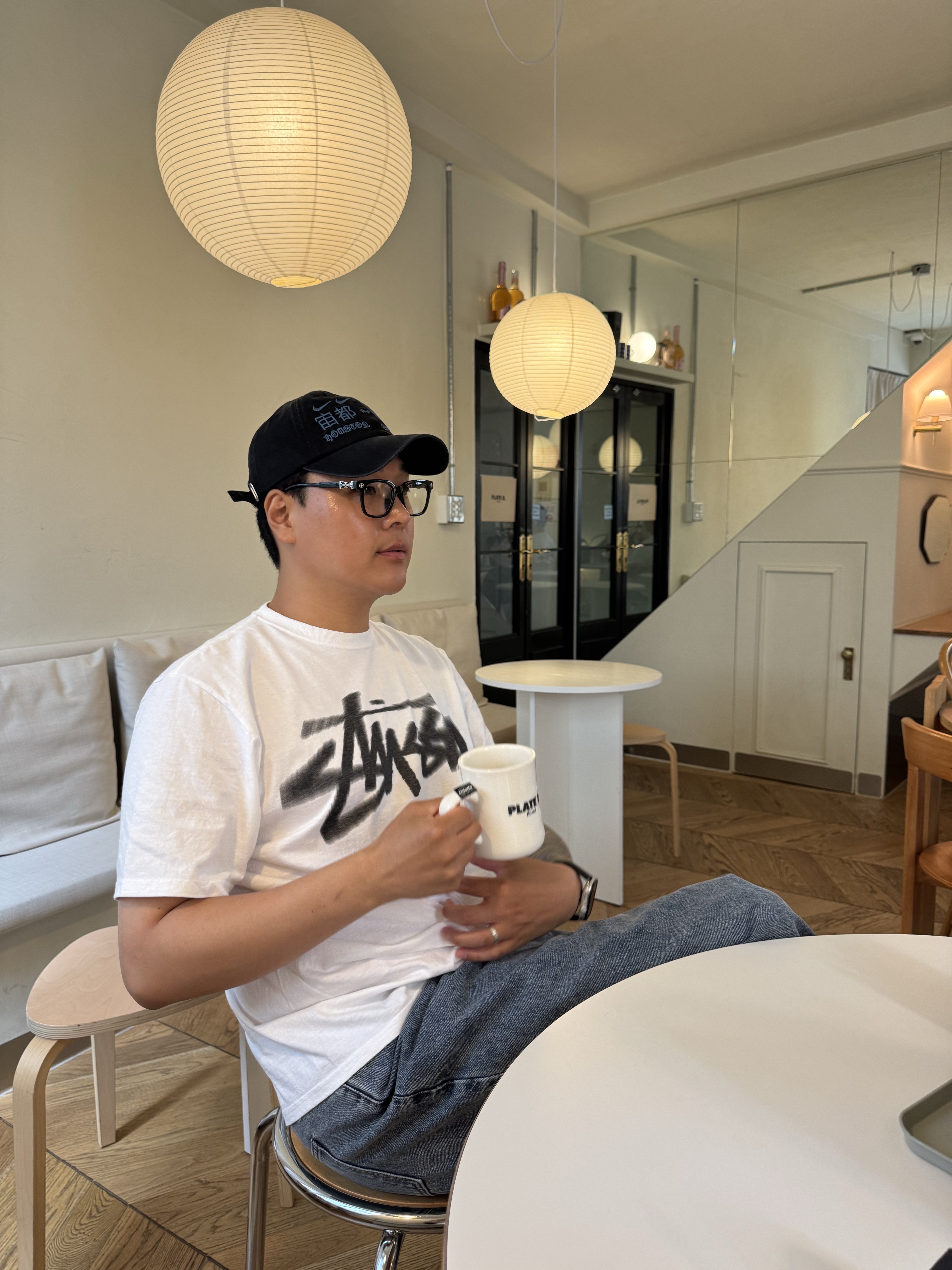 Stussy Dizzy Stock T-Shirt White, Travis Scott Cactus Jack x Fragment x Nike Houston To Ise Mie Hat Black 착용 스타일 - 8