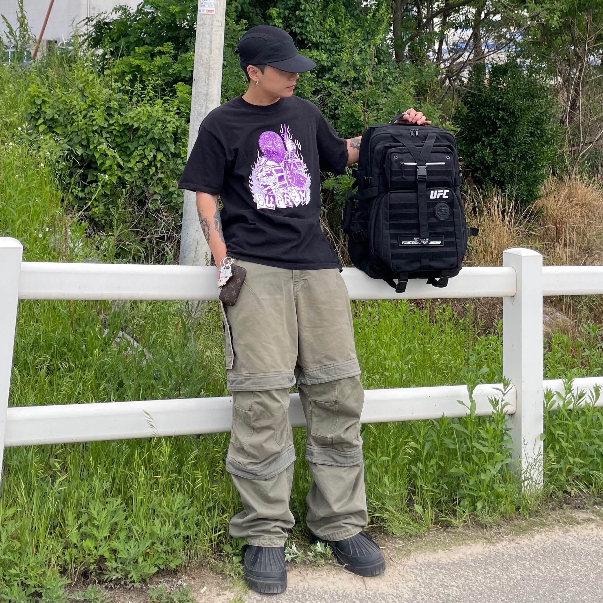 UFC SPORT Physical Gym Backpack Cordura Black 착용 스타일 - 1