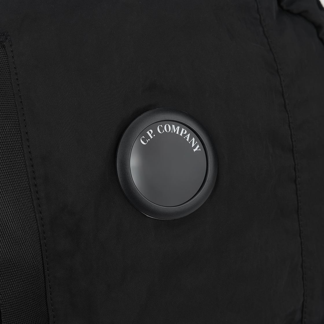 C.P. 컴퍼니 나일론 B 렌즈 백팩 블랙 - 25FW(C.P. Company Nylon B Lens Backpack Black - 25FW) - 4