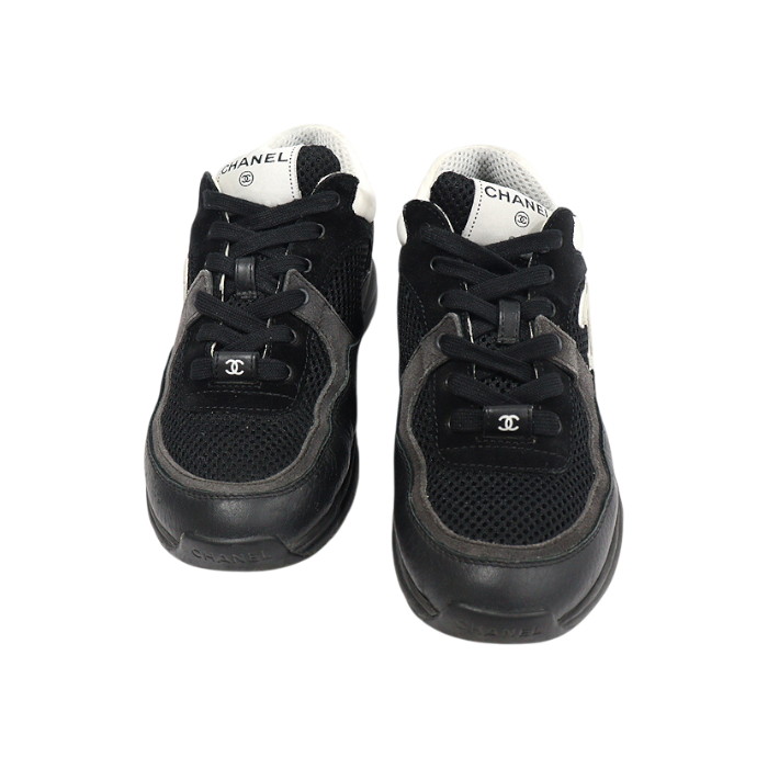 ITH7OFULFBQA Chanel Black & White Mesh Suede Calfskin CC Logo Women Sneakers