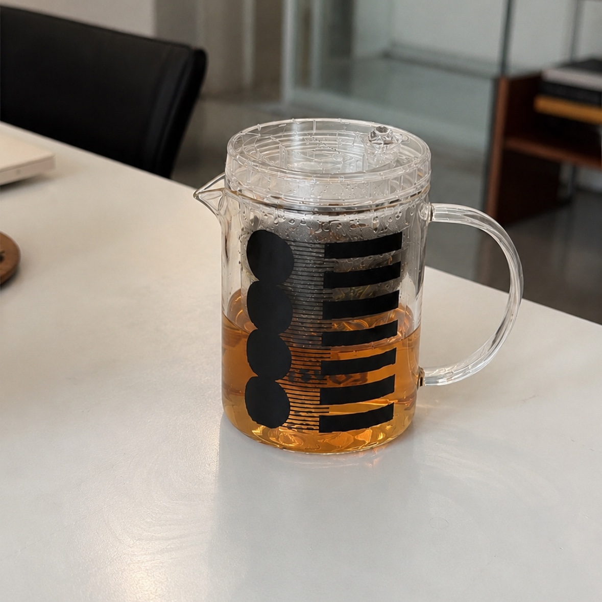 LOFA SEOUL [GIFT] Pattern Object Glass Tea Pot 착용 스타일