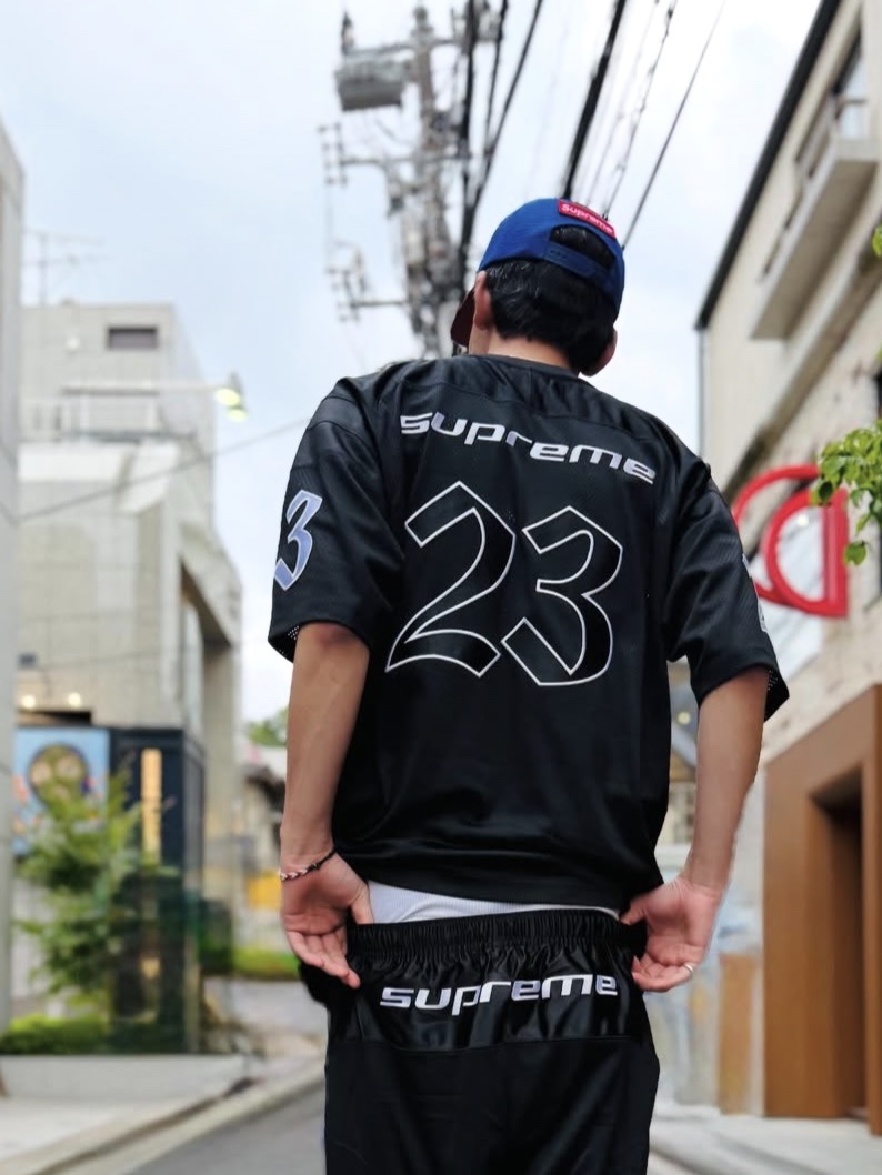 Supreme x Jordan Warm Up Jersey Black - 26SS 착용 스타일 - 1