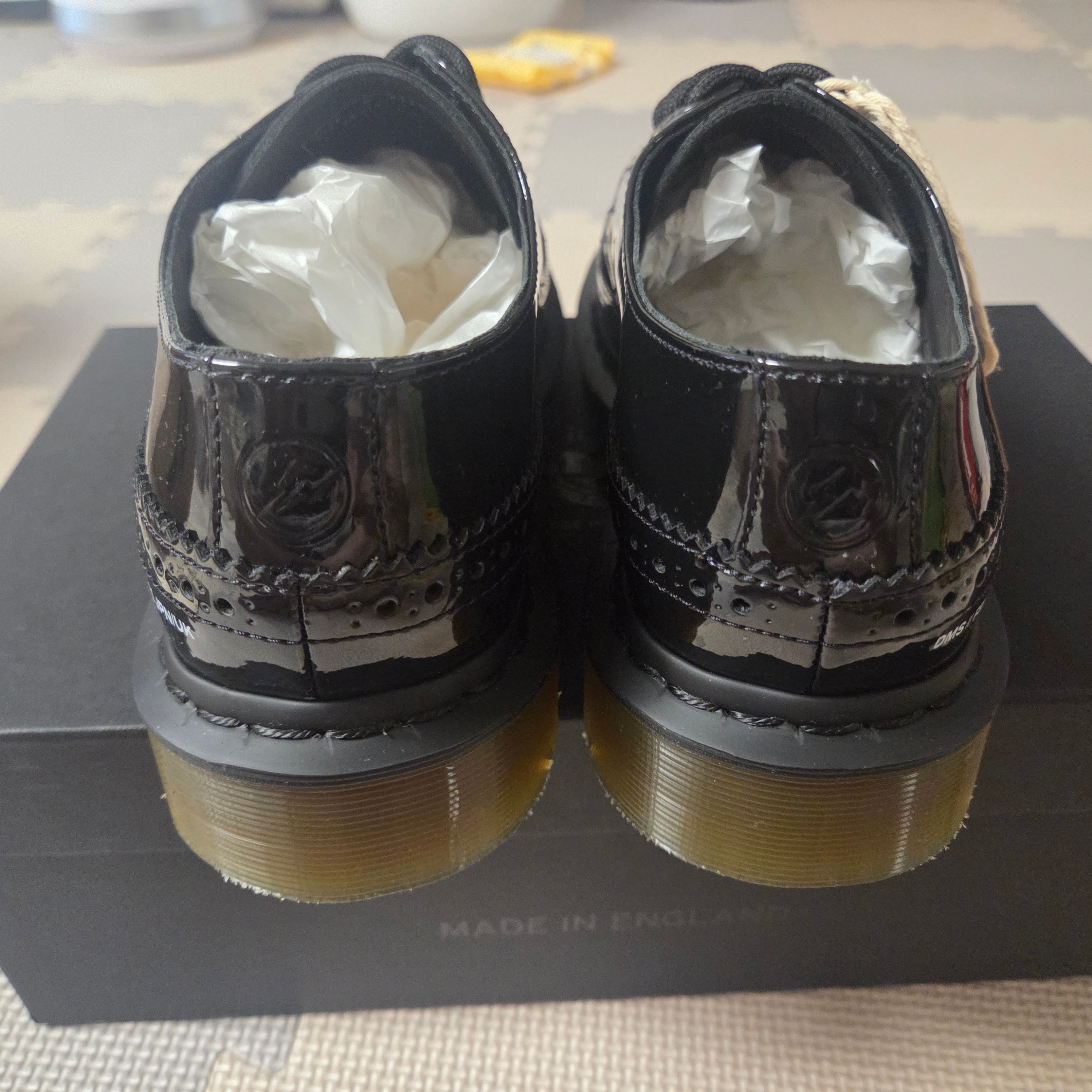 Dr. Martens x Fragment Hollingborn Brogue Black 착용 스타일 - 4