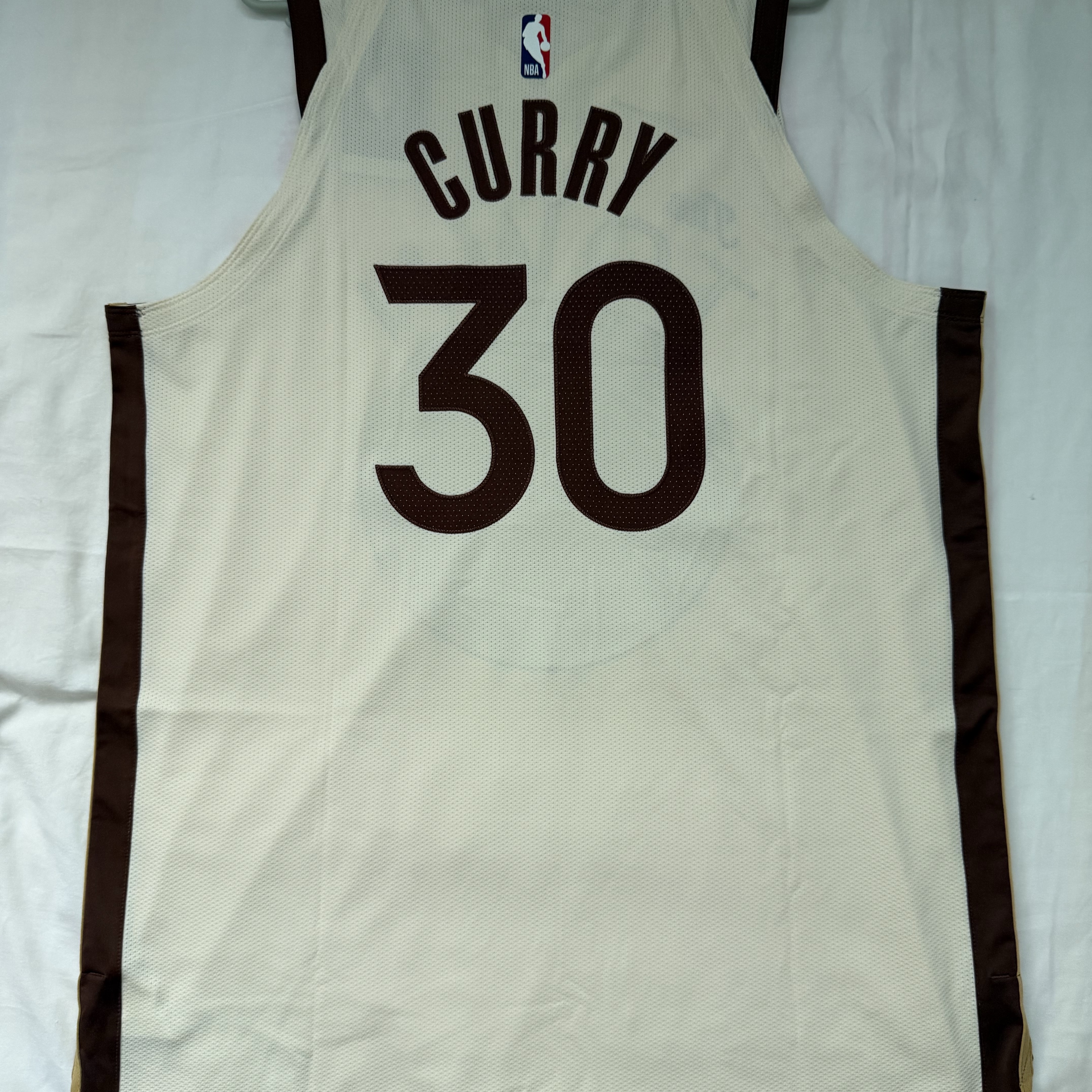 Nike Stephen Curry Golden State Warriors City Edition NBA Swingman Jersey Natural (HM5981-123) (Marking Ver.) 착용 스타일 - 2