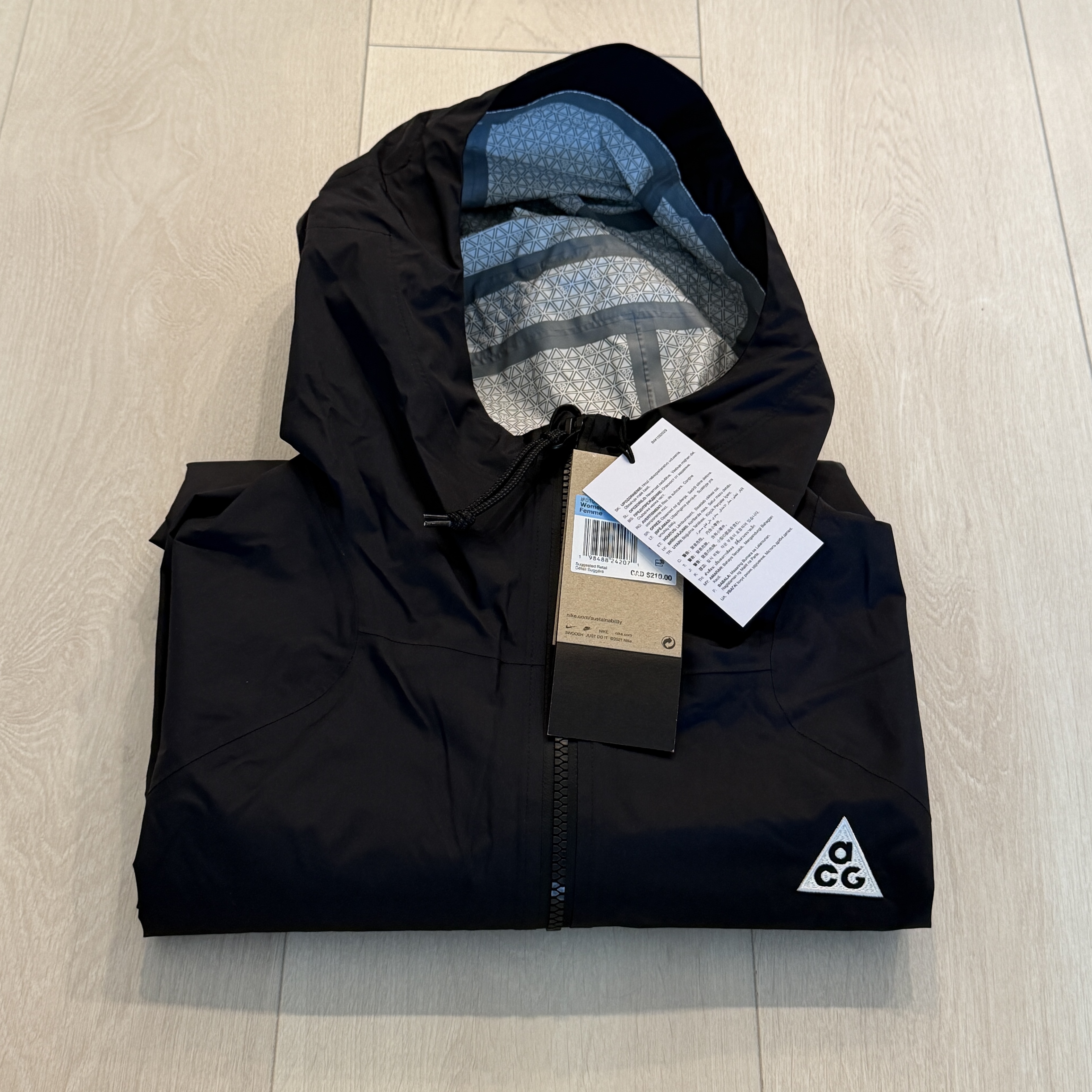 (W) Nike ACG Phantazma Storm-Fit ADV Jacket Black Summit White - US/EU 착용 스타일