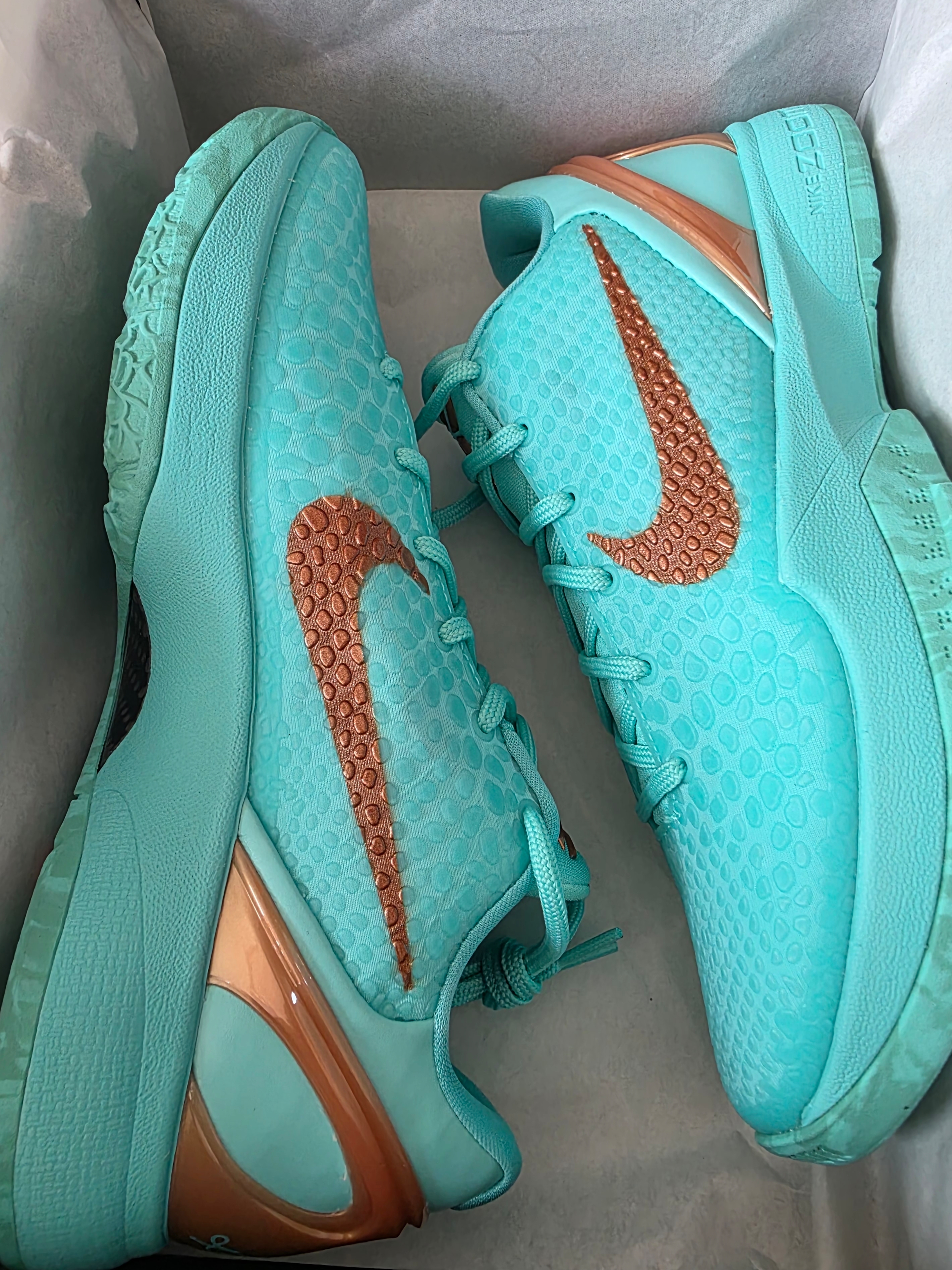 Nike Kobe 6 Protro Hyper Turquoise Metallic Copper 착용 스타일 - 6