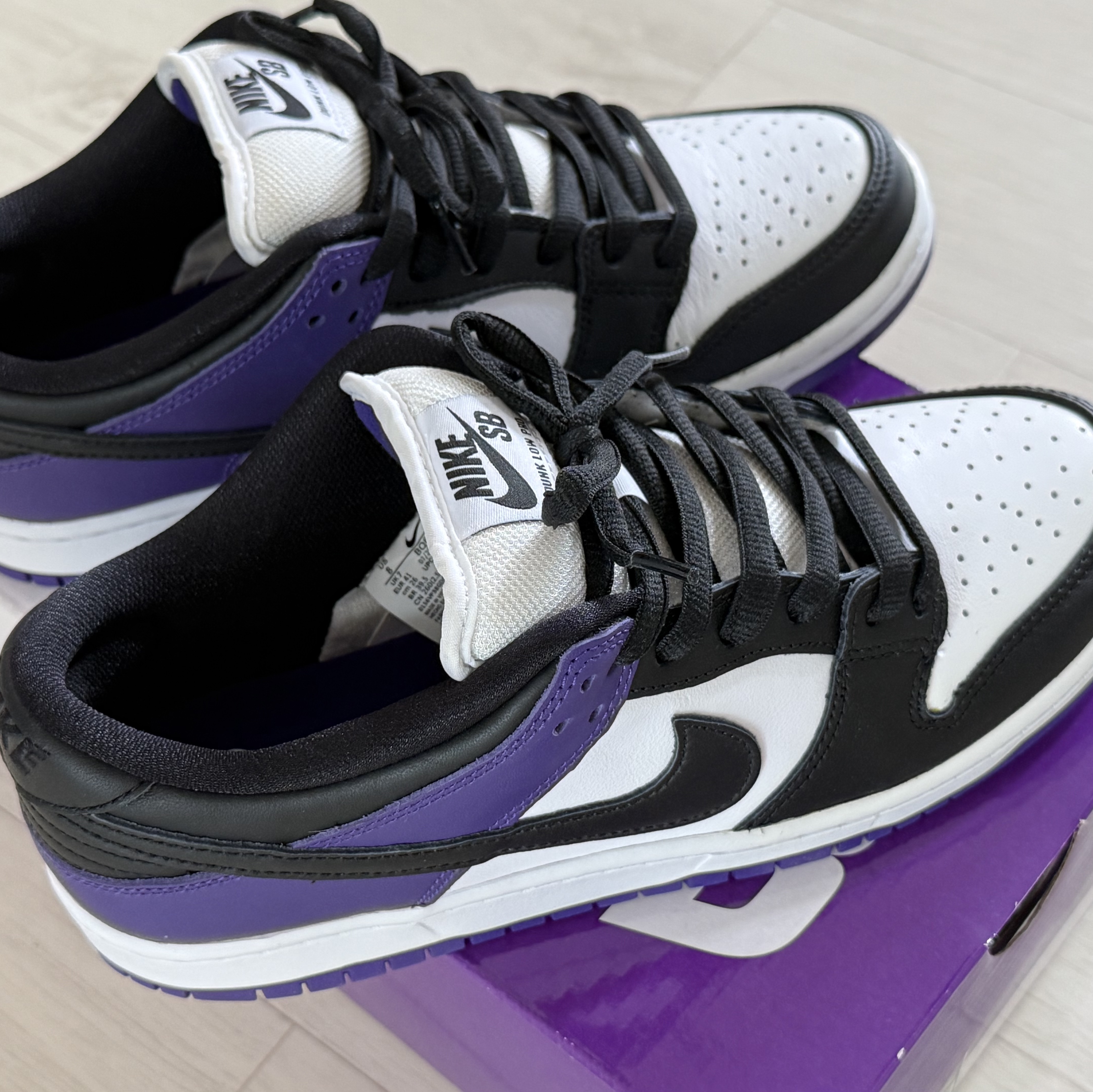 Nike SB Dunk Low Pro Court Purple 착용 스타일 - 4