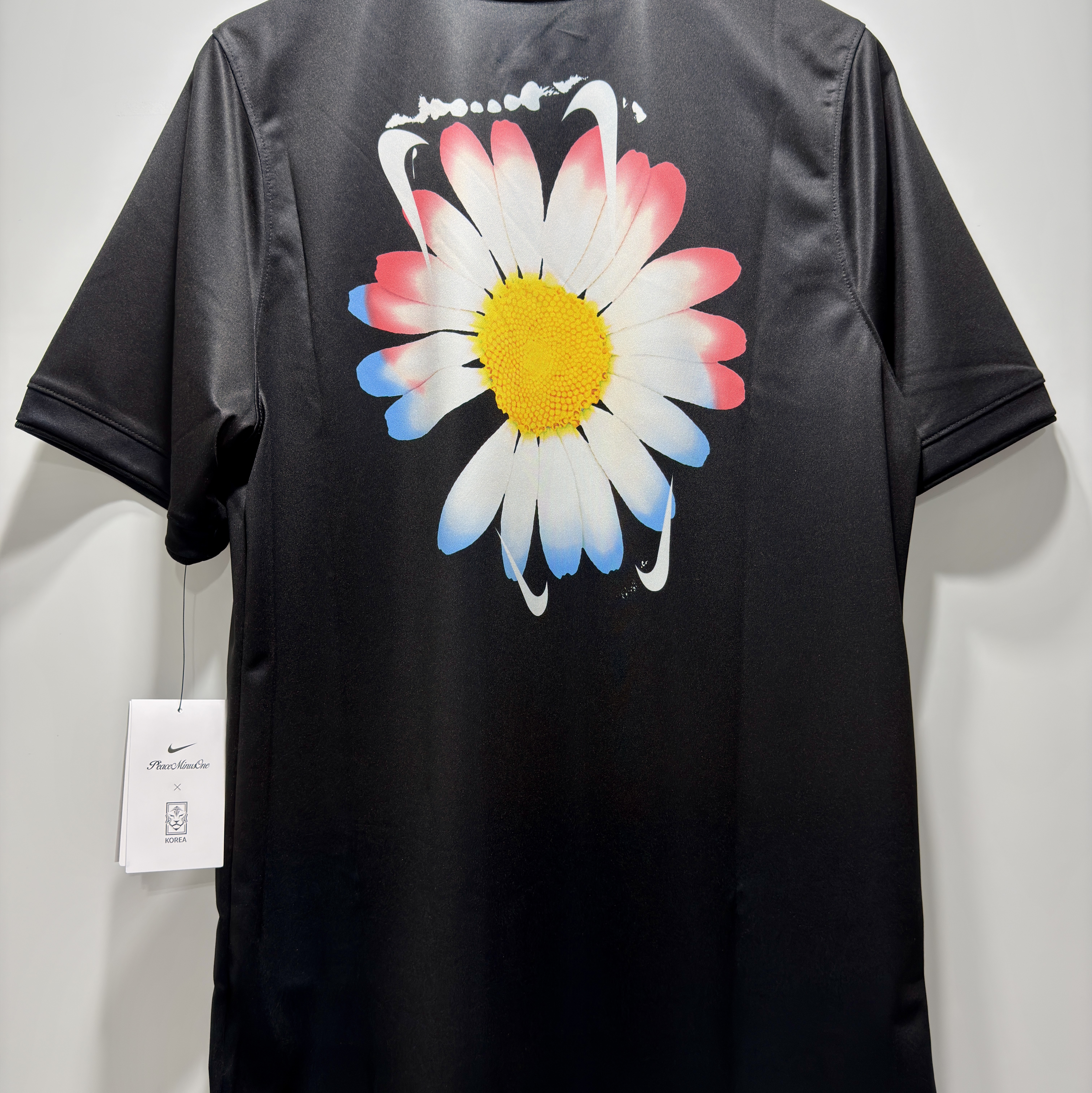 Nike x Peaceminusone Korea Academy Pro Short-Sleeve Football Top Black White 착용 스타일 - 1