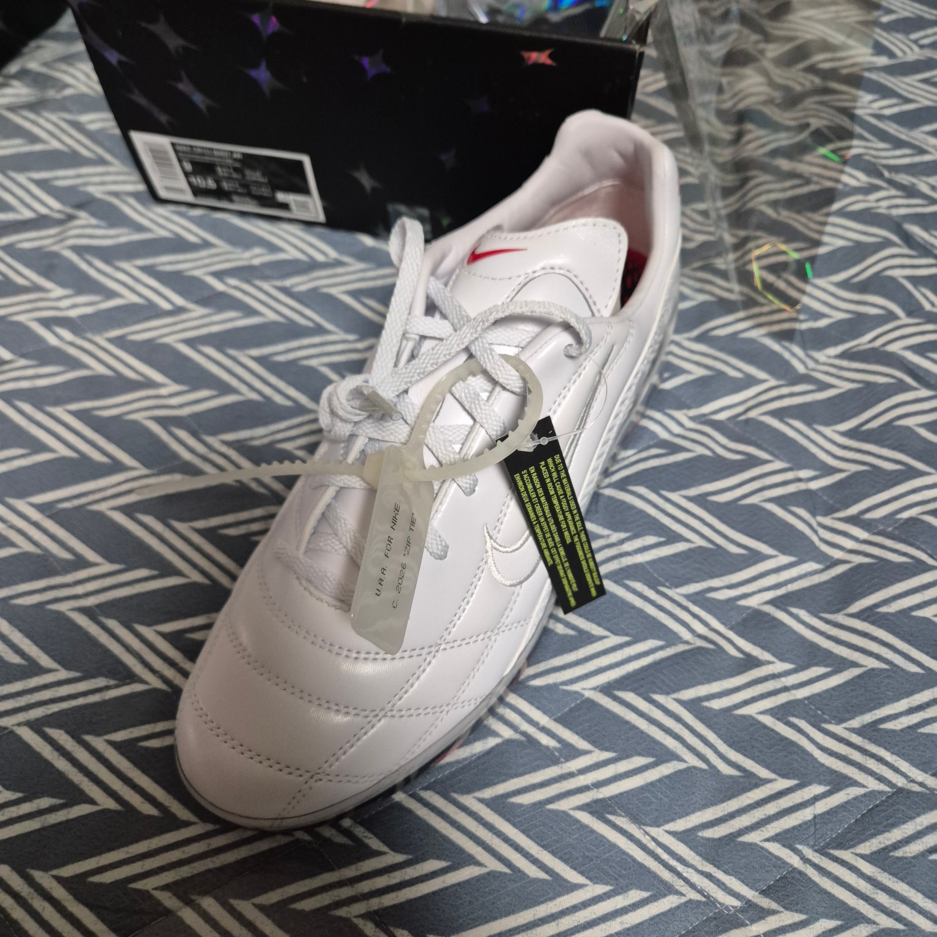 Nike x Virgil Abloh Archive Cryoshot Zoom M9 White and University Red 착용 스타일 - 3
