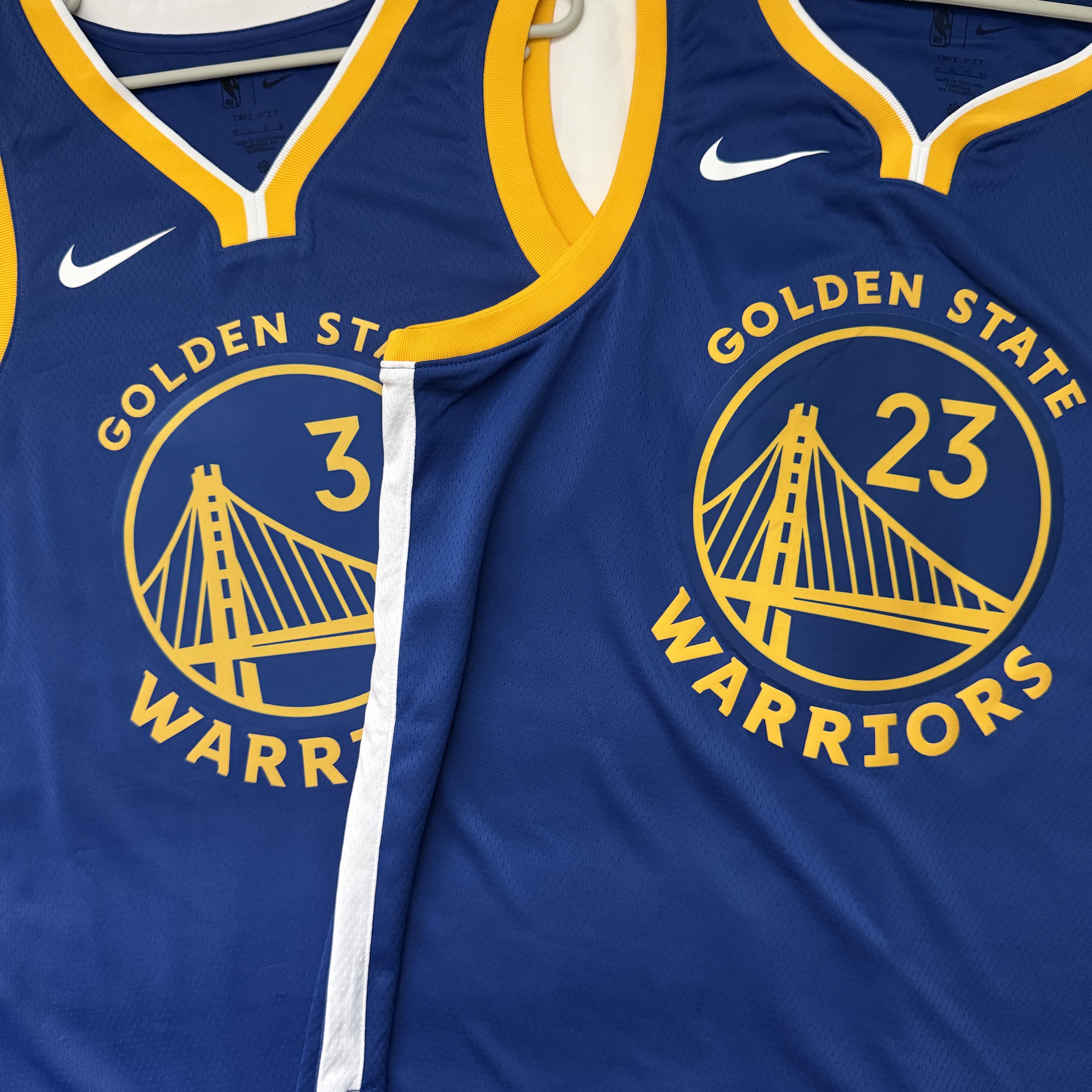Nike Stephen Curry Golden State Warriors Icon Edition Dri-Fit NBA Swingman Jersey Rush Blue (DN2005-401) (Marking Ver.) 착용 스타일 - 1