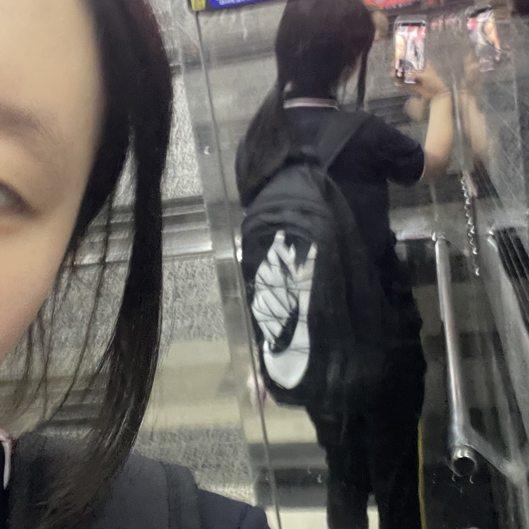 Nike Hayward Backpack 26L Black 착용 스타일