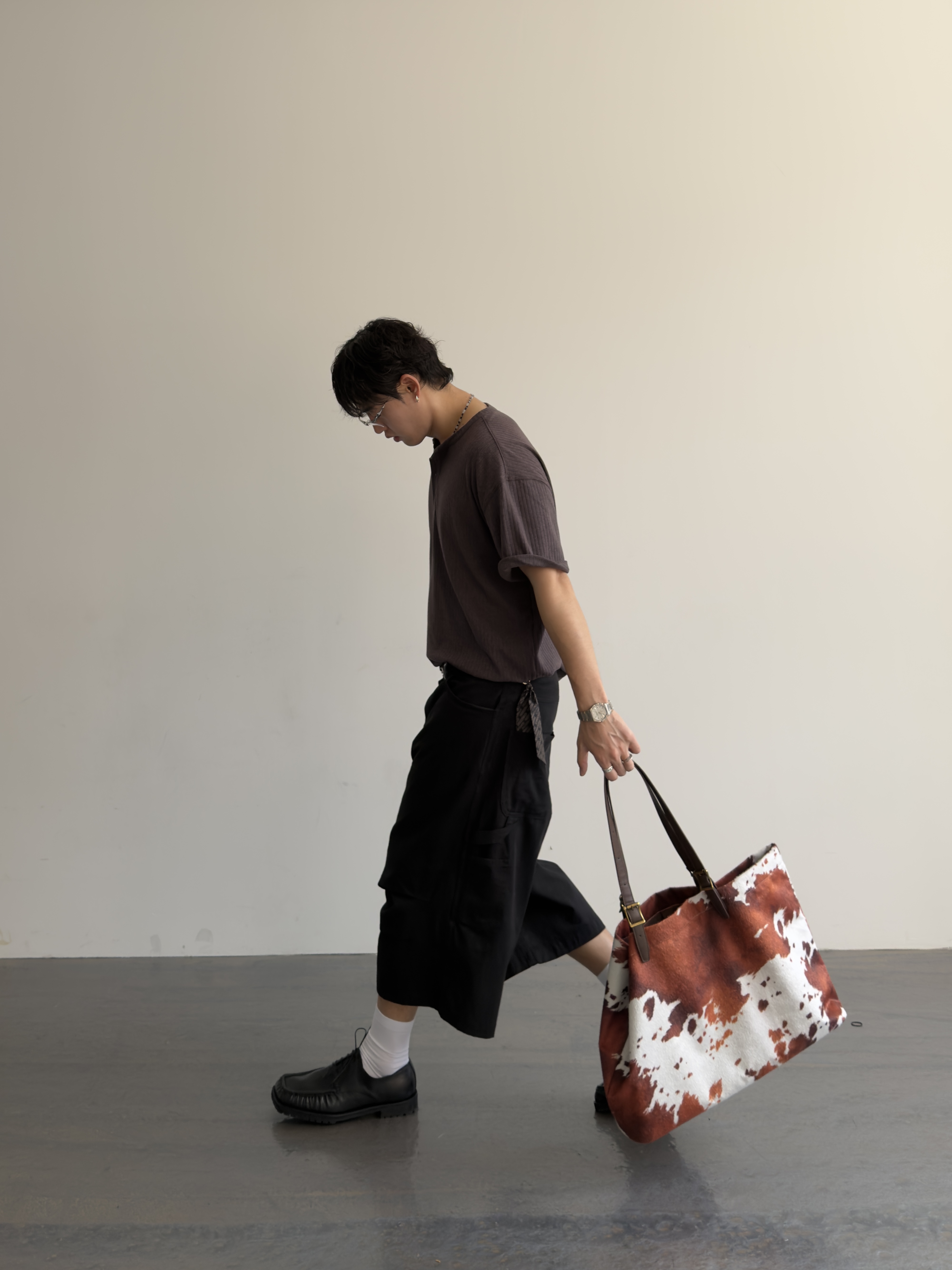 Gentle Monster Kro 02 Silver 착용 스타일 - 2