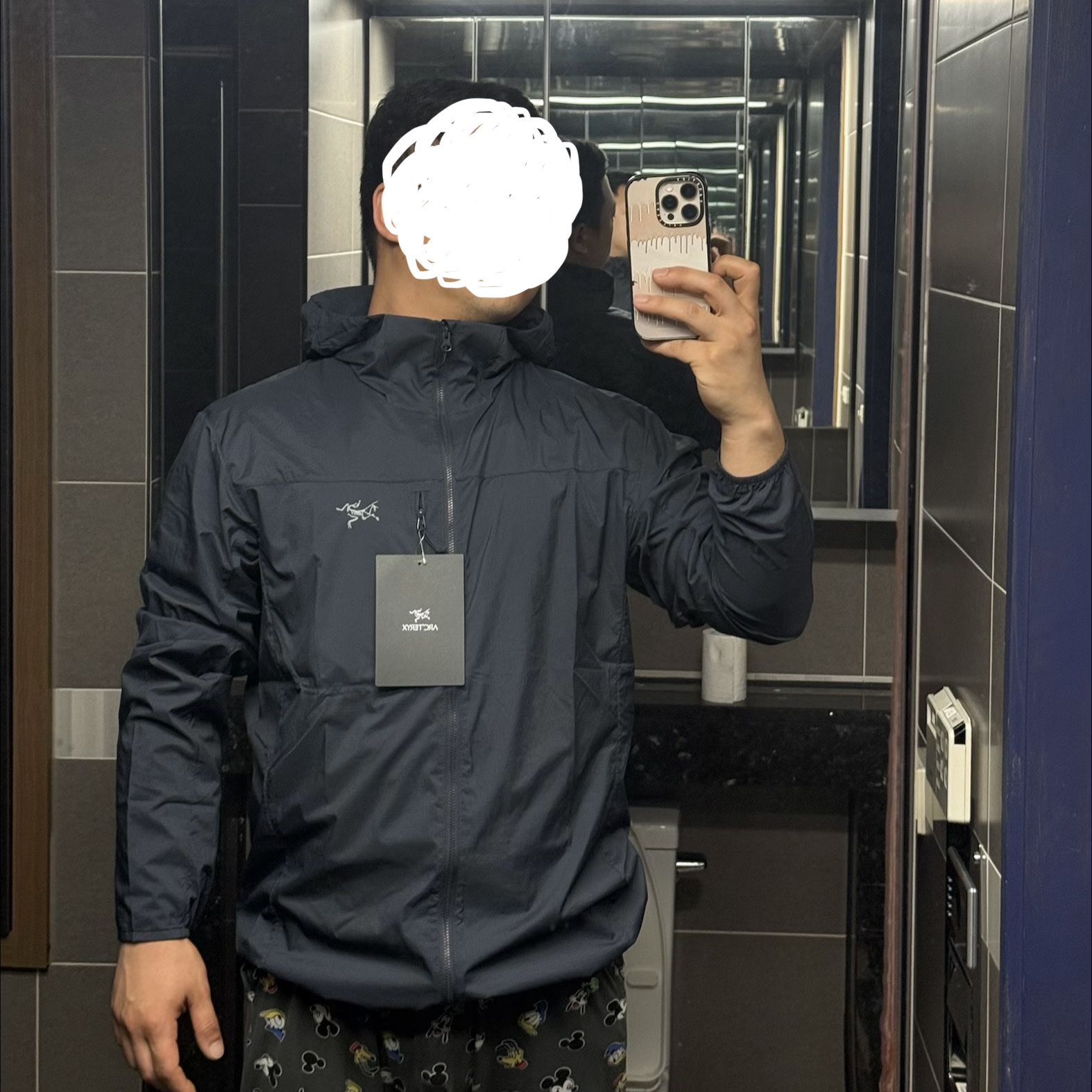 Arc'teryx Squamish Hoody Black 착용 스타일