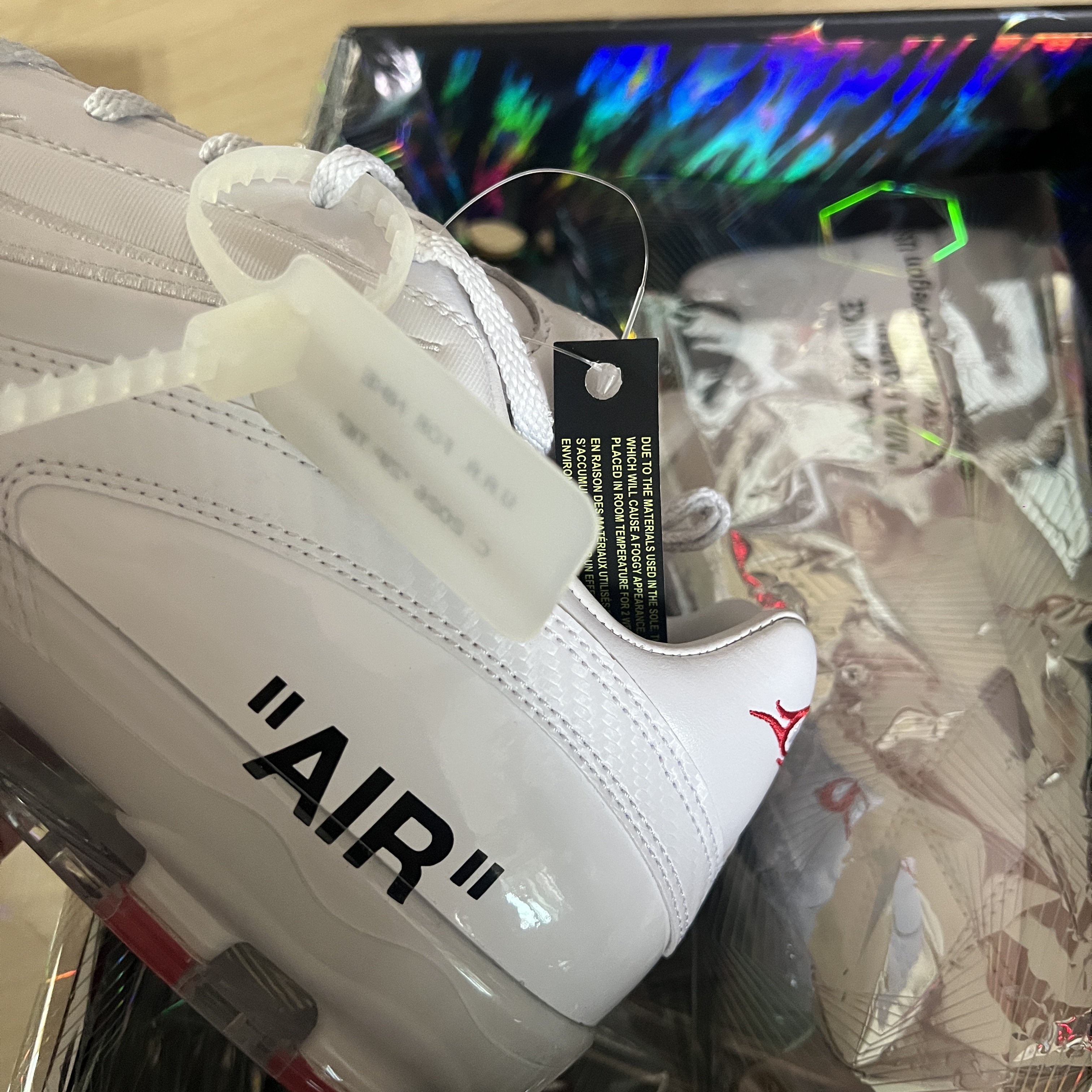 Nike x Virgil Abloh Archive Cryoshot Zoom M9 White and University Red 착용 스타일