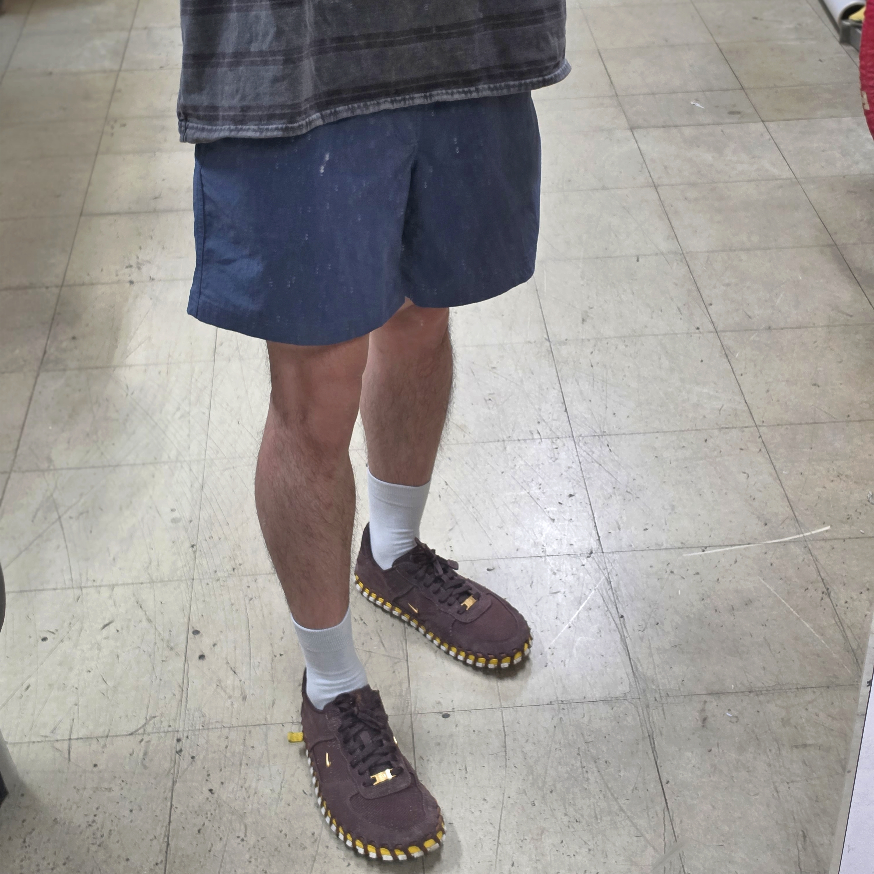 Nike x Jacquemus J Force 1 Low LX SP Earth, Nike ACG Hiking Shorts Thunder Blue Summit White - Asia 착용 스타일