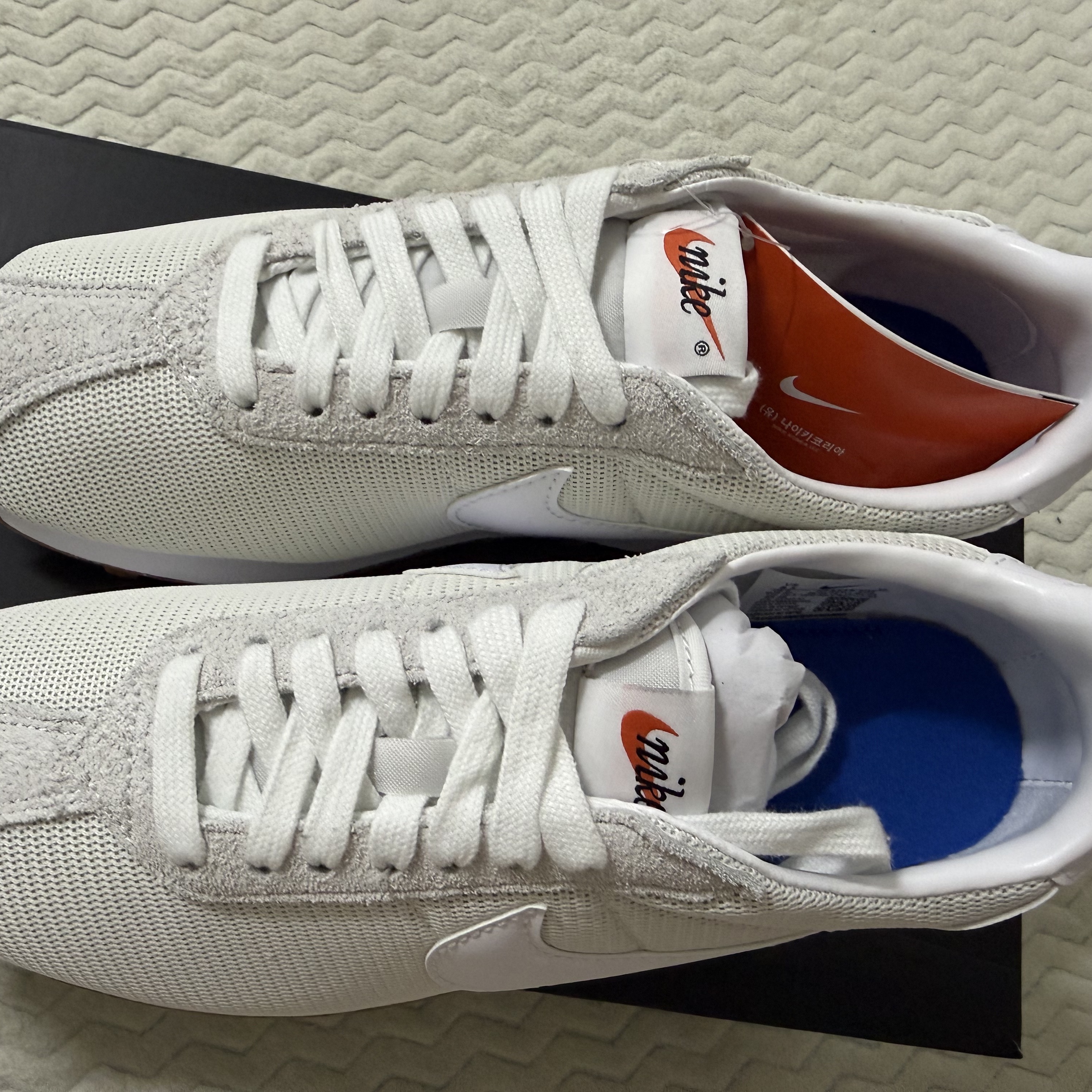 (W) Nike LD-1000 Summit White Sail 착용 스타일 - 2