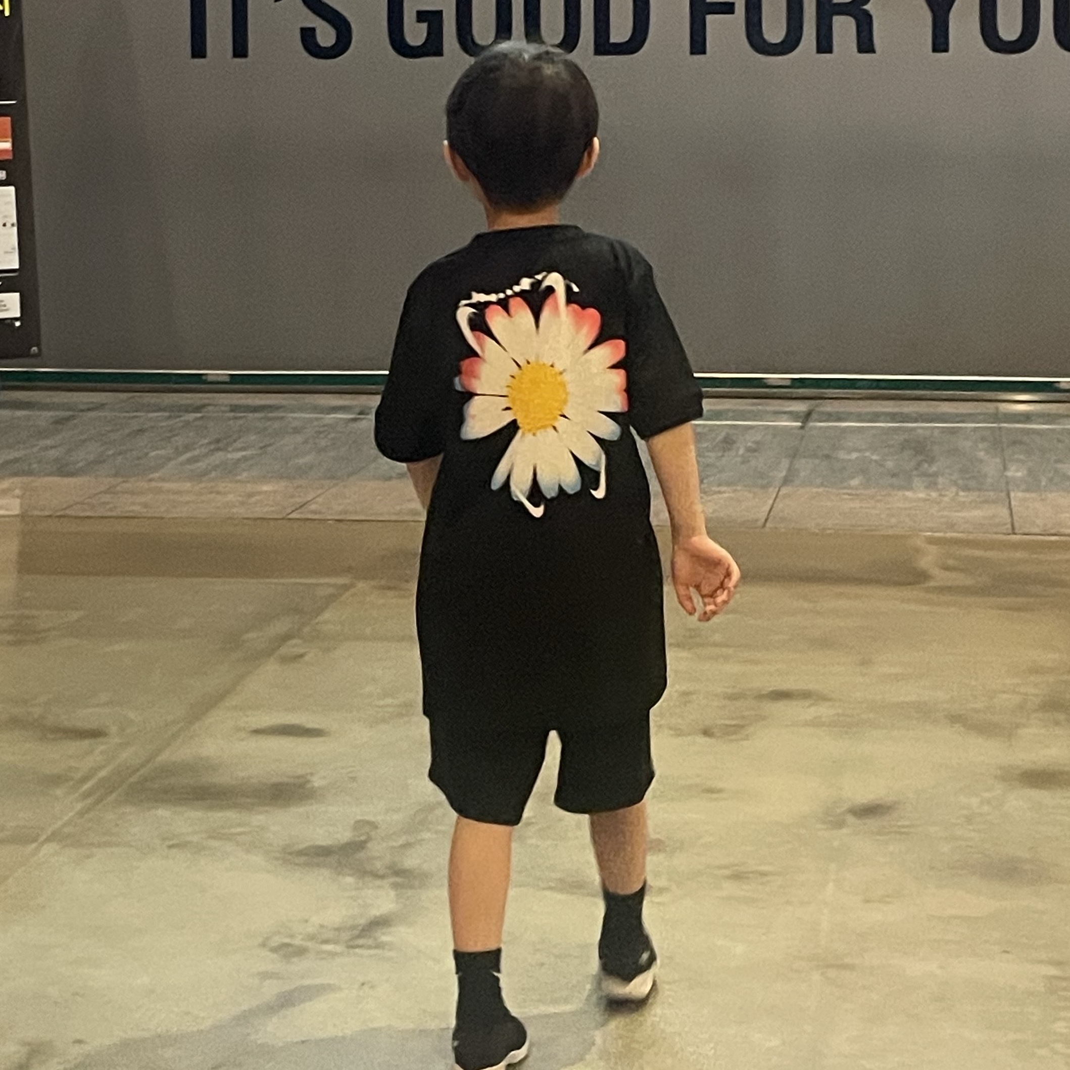 (Kids) Nike x Peaceminusone Korea Short-Sleeve Soccer Top Black White (IO8140-010) 착용 스타일 - 2