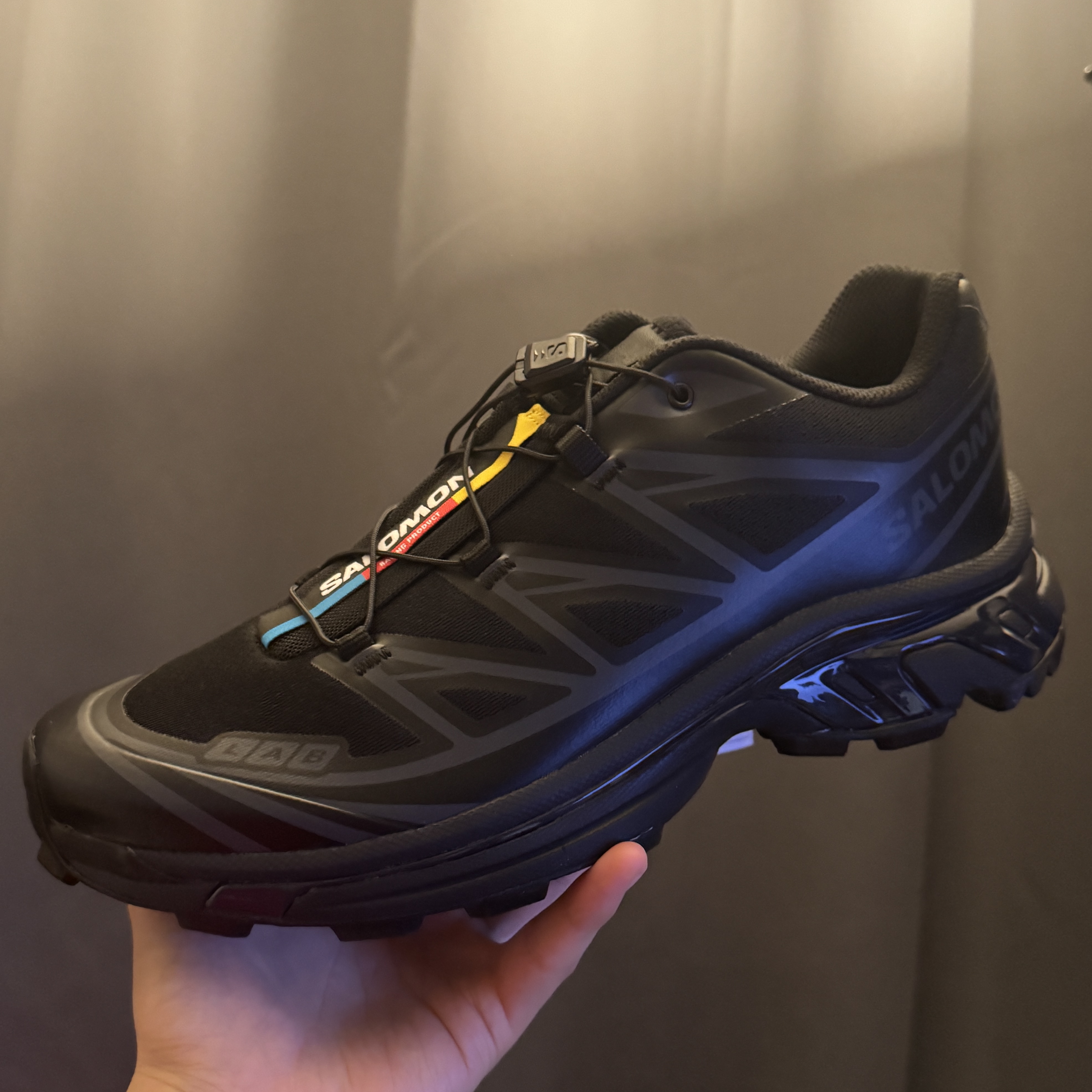 Salomon XT-6 ADV Black 착용 스타일