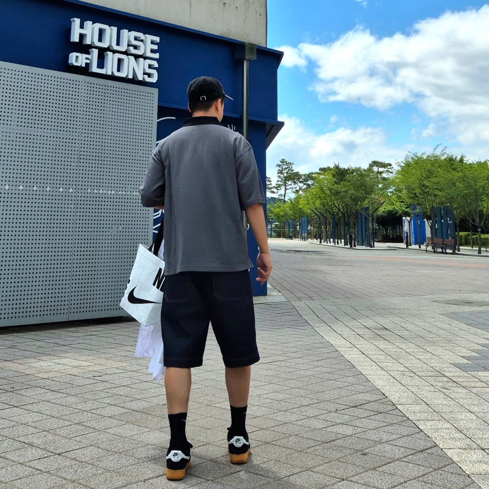 Nike Air Force 1 '07 LV8 Black Gum Light Brown, Jordan Brooklyn Polo T-Shirt Iron Grey Black 착용 스타일 - 3