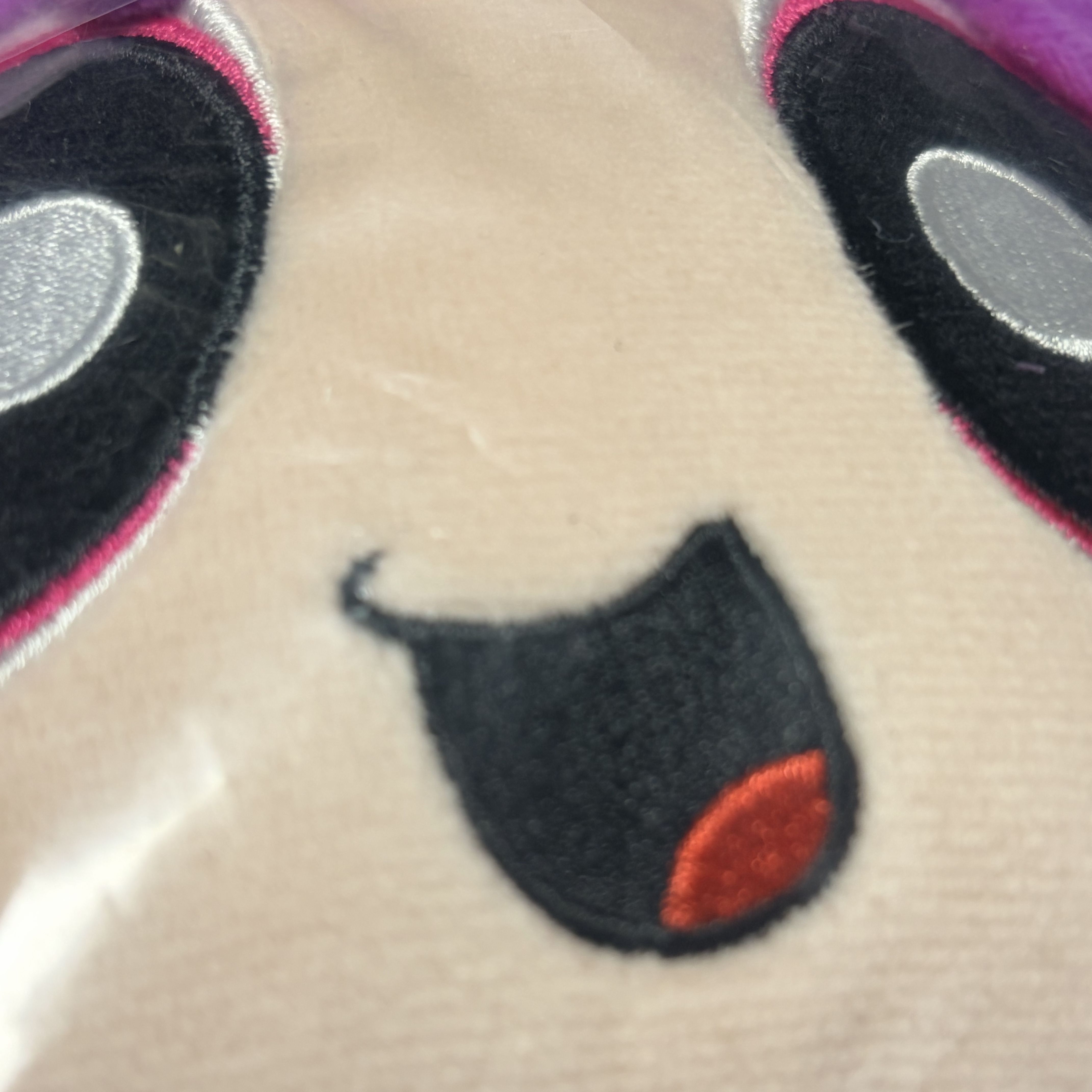 Newjeans x The Powerpuff Girls Doll Medium Hanni 착용 스타일