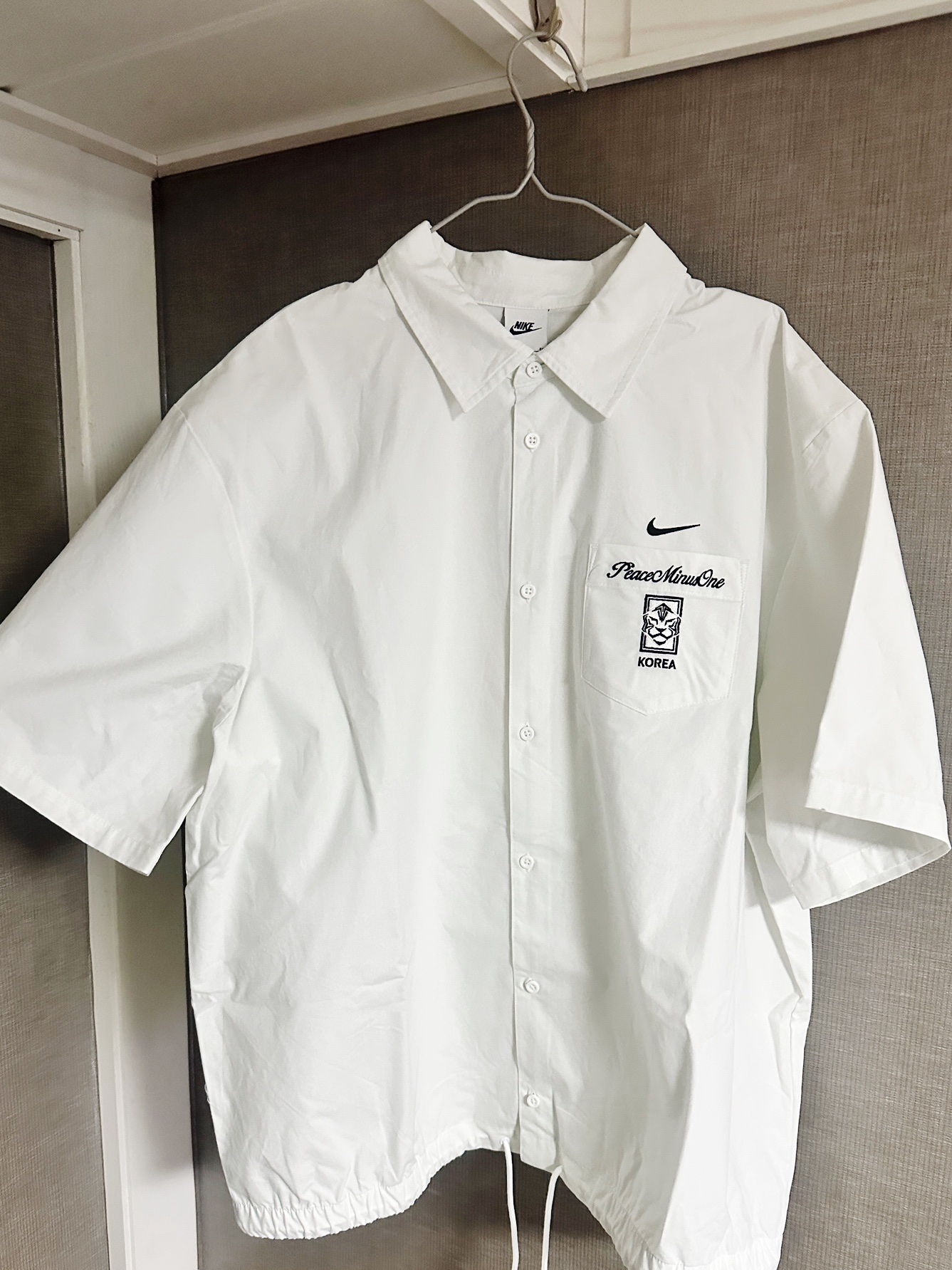 Nike x Peaceminusone Korea Short Sleeve Top White (IM3219-100) 착용 스타일 - 3