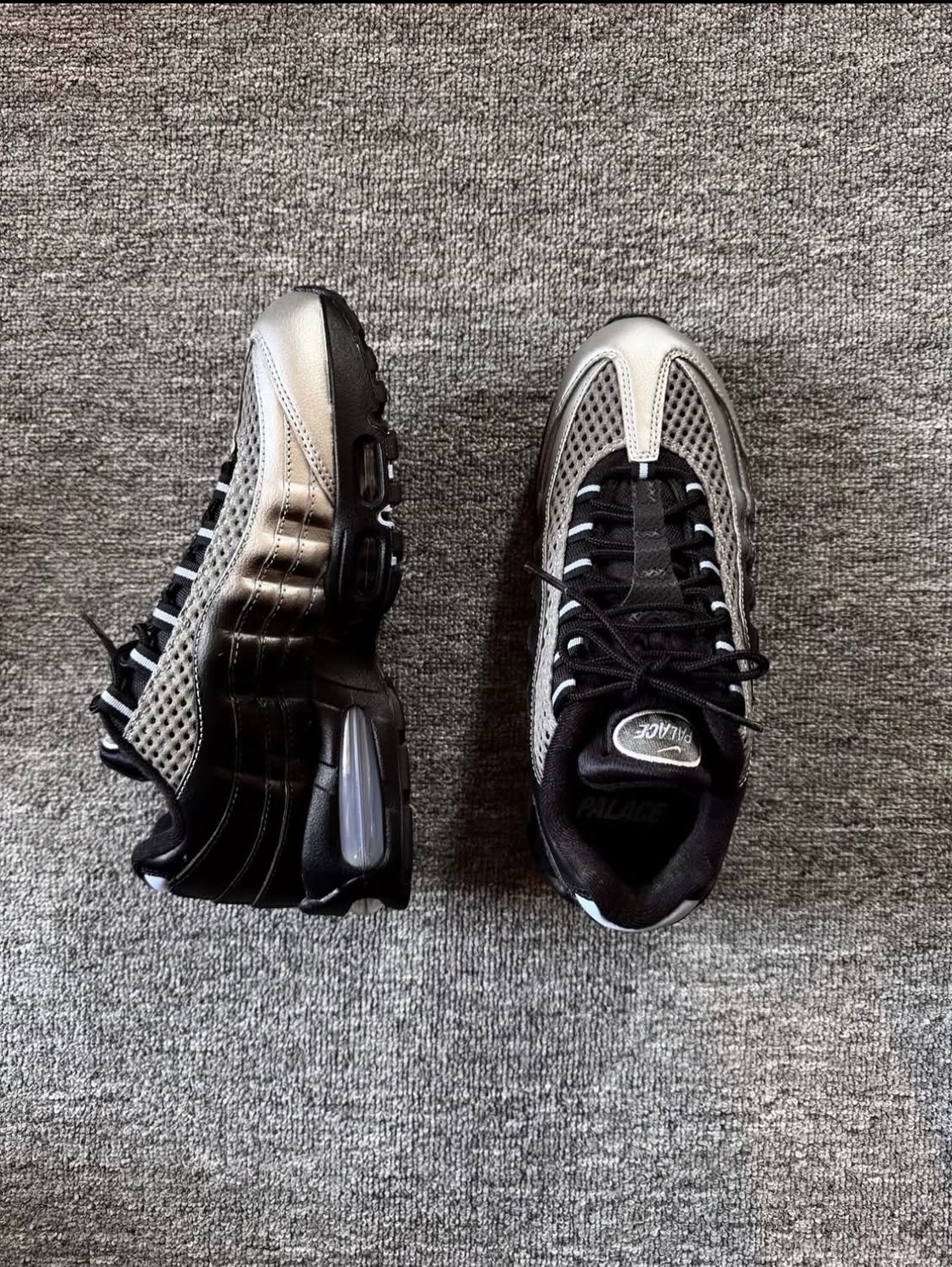 Nike x Palace Air Max 95 Metallic Silver Aluminum 착용 스타일 - 3
