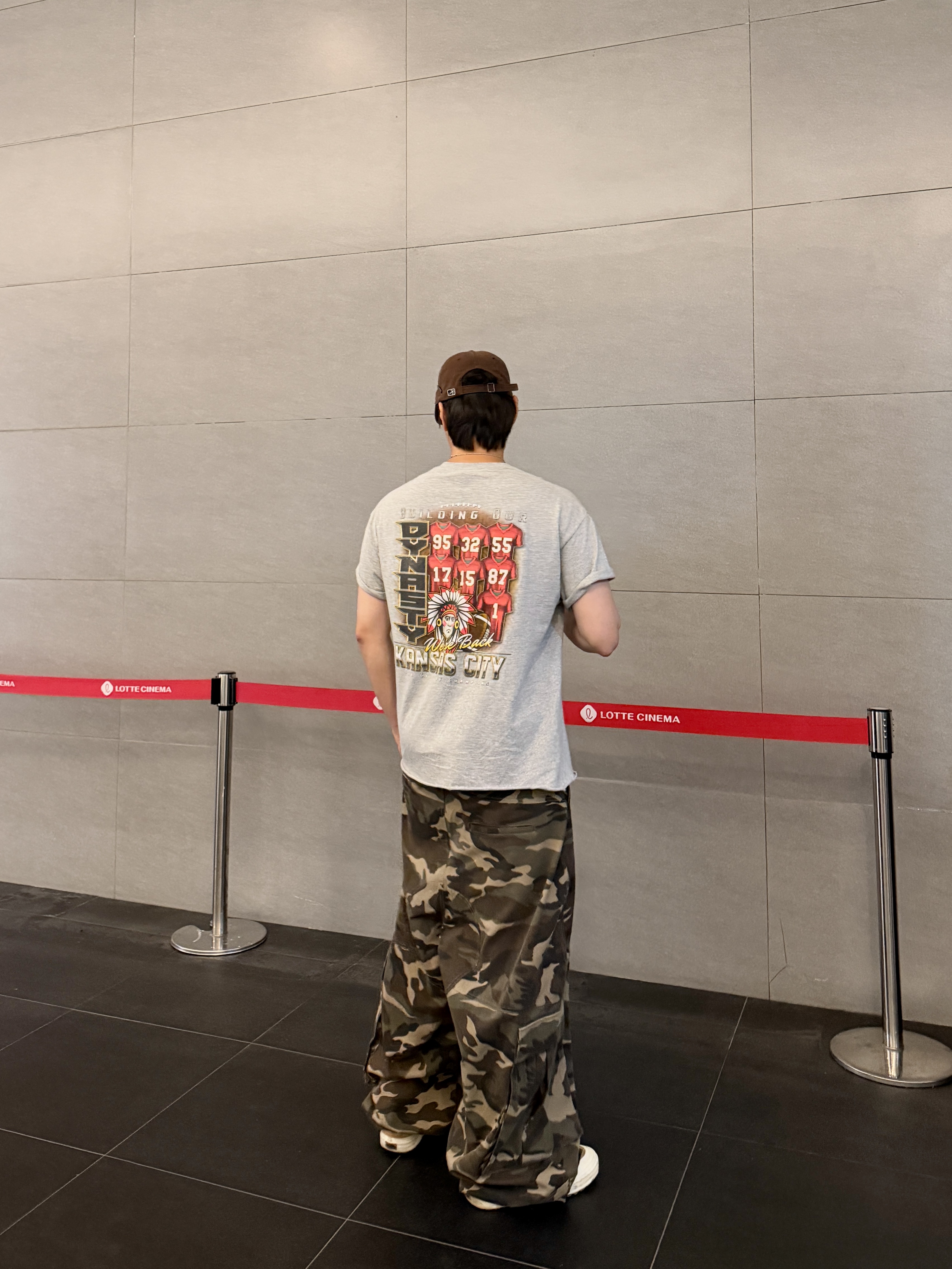 ETCE Ny Cross Washed Cap Brown, Undermycar Mu.54 Anti Fxxking Logo Play Big Cargo Camo Pants Camo Mocha 착용 스타일 - 2
