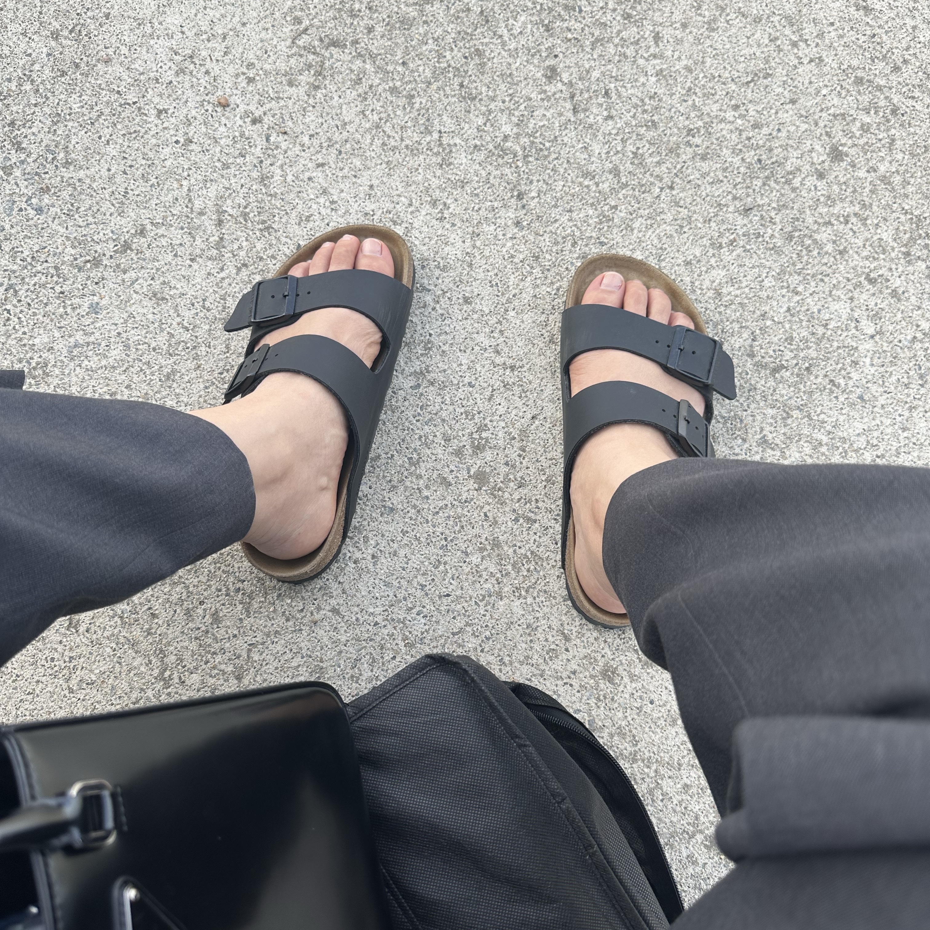 Birkenstock Arizona Black - Regular 착용 스타일
