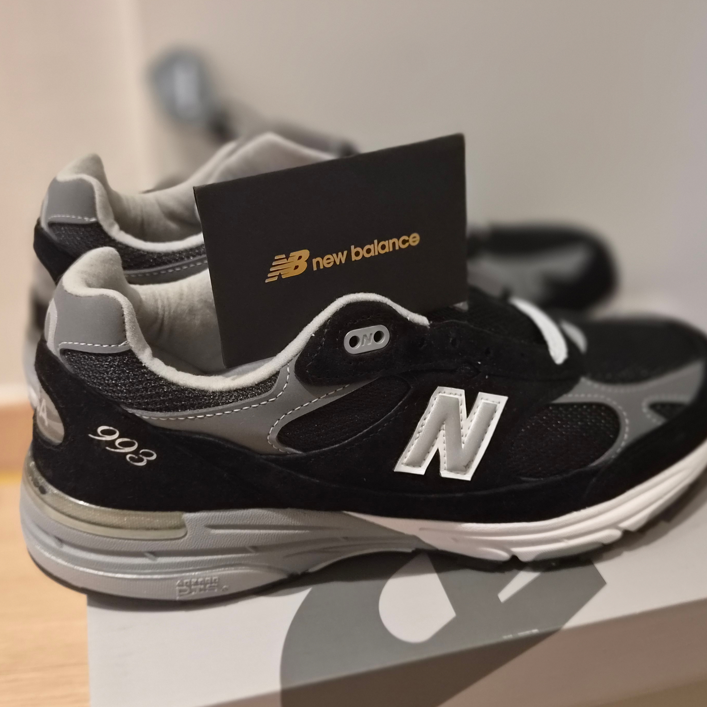 New Balance 993 Made in USA Black - D Standard 착용 스타일 - 3