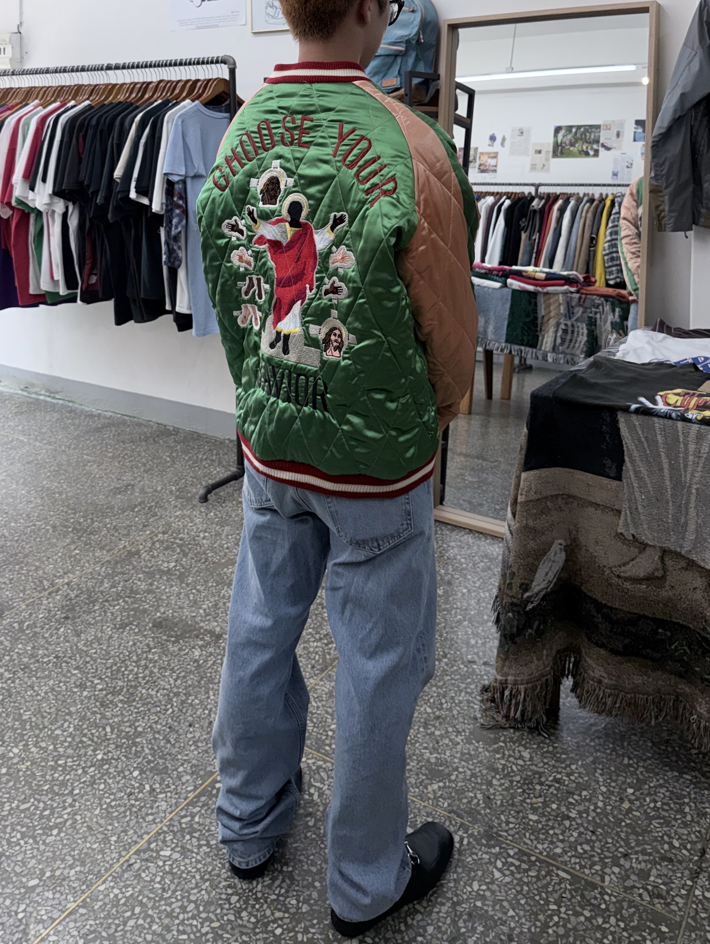 Saint Mxxxxxx x Denim Tears Reversible Sukajan Jacket Green Black - 22SS, Gucci Loafer With Horsebit Black 착용 스타일 - 1