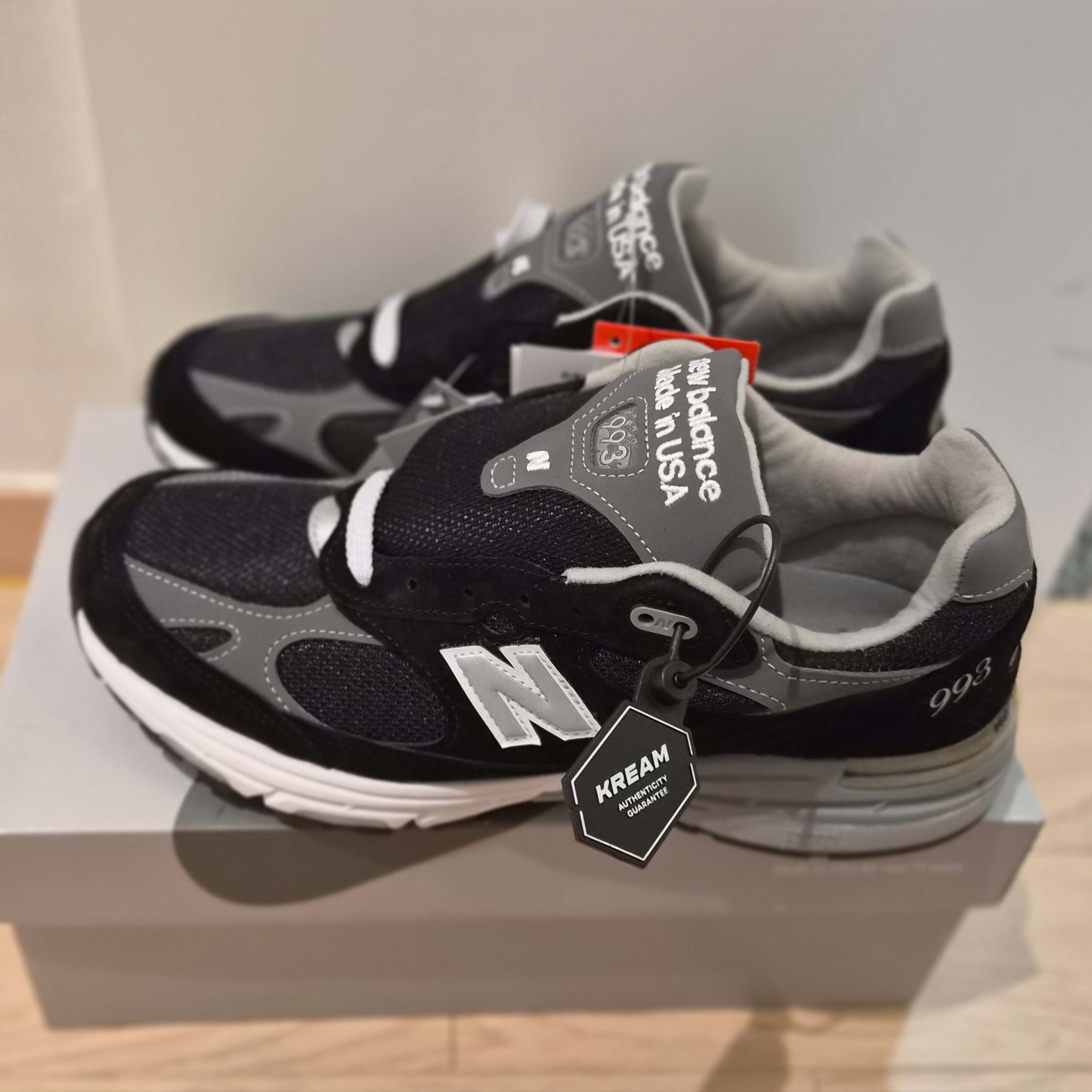 New Balance 993 Made in USA Black - D Standard 착용 스타일 - 1