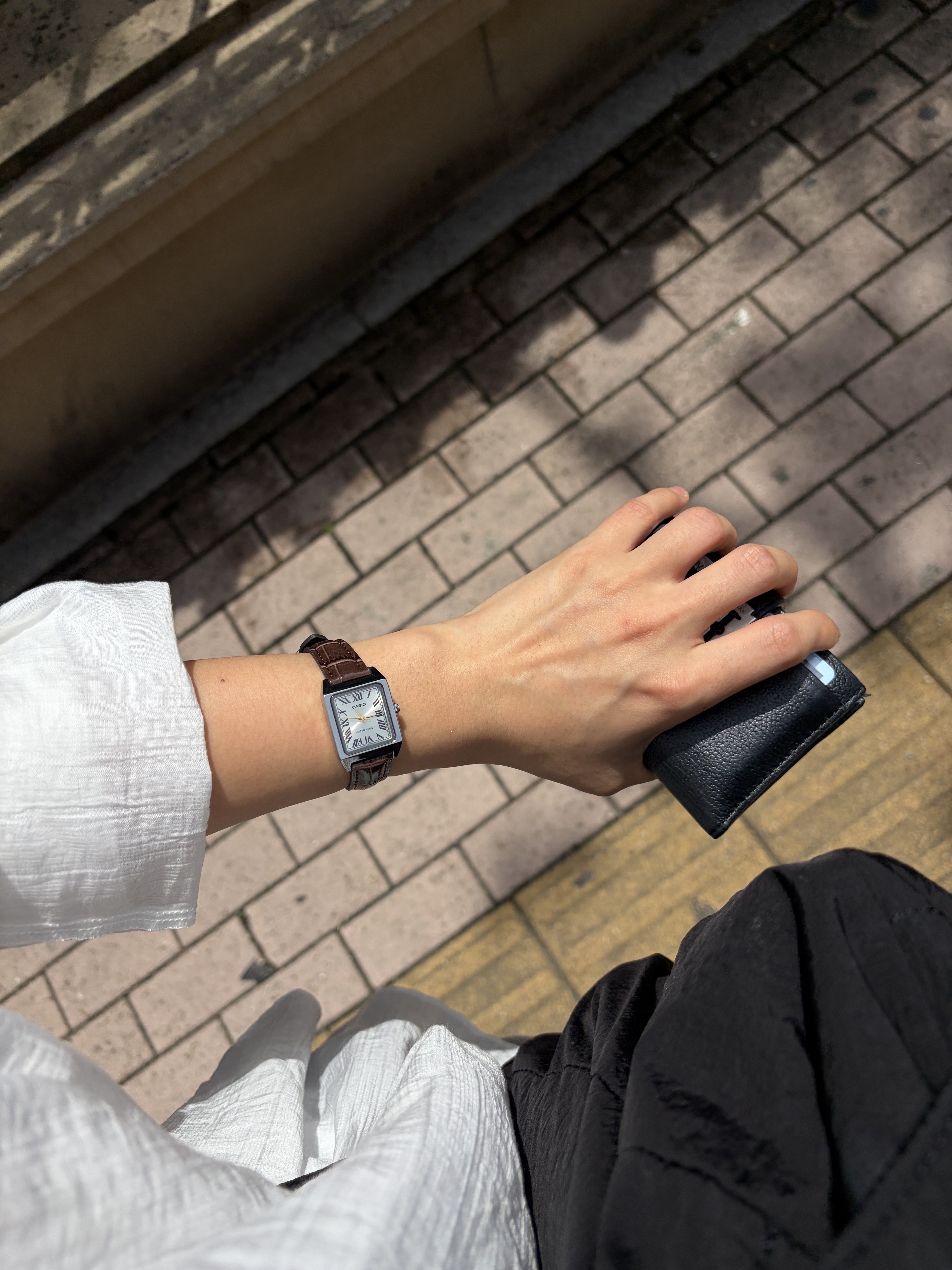 Casio LTP-V007L-9B 착용 스타일 - 1