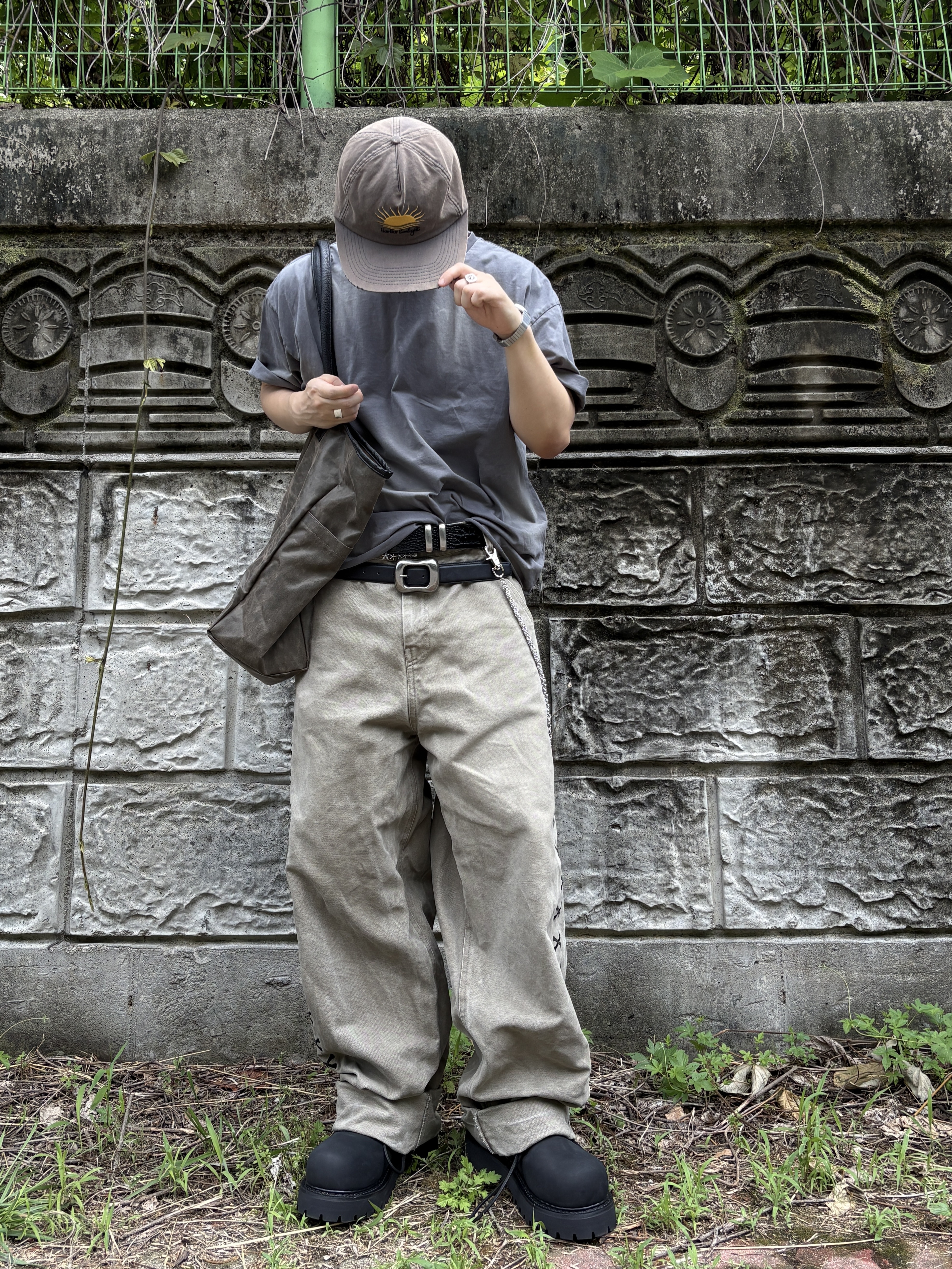 LOSTGARDEN Route Black, Aoiro Samurai Low-Key Cropped S/S T-Shirt Washed Grey 착용 스타일 - 3