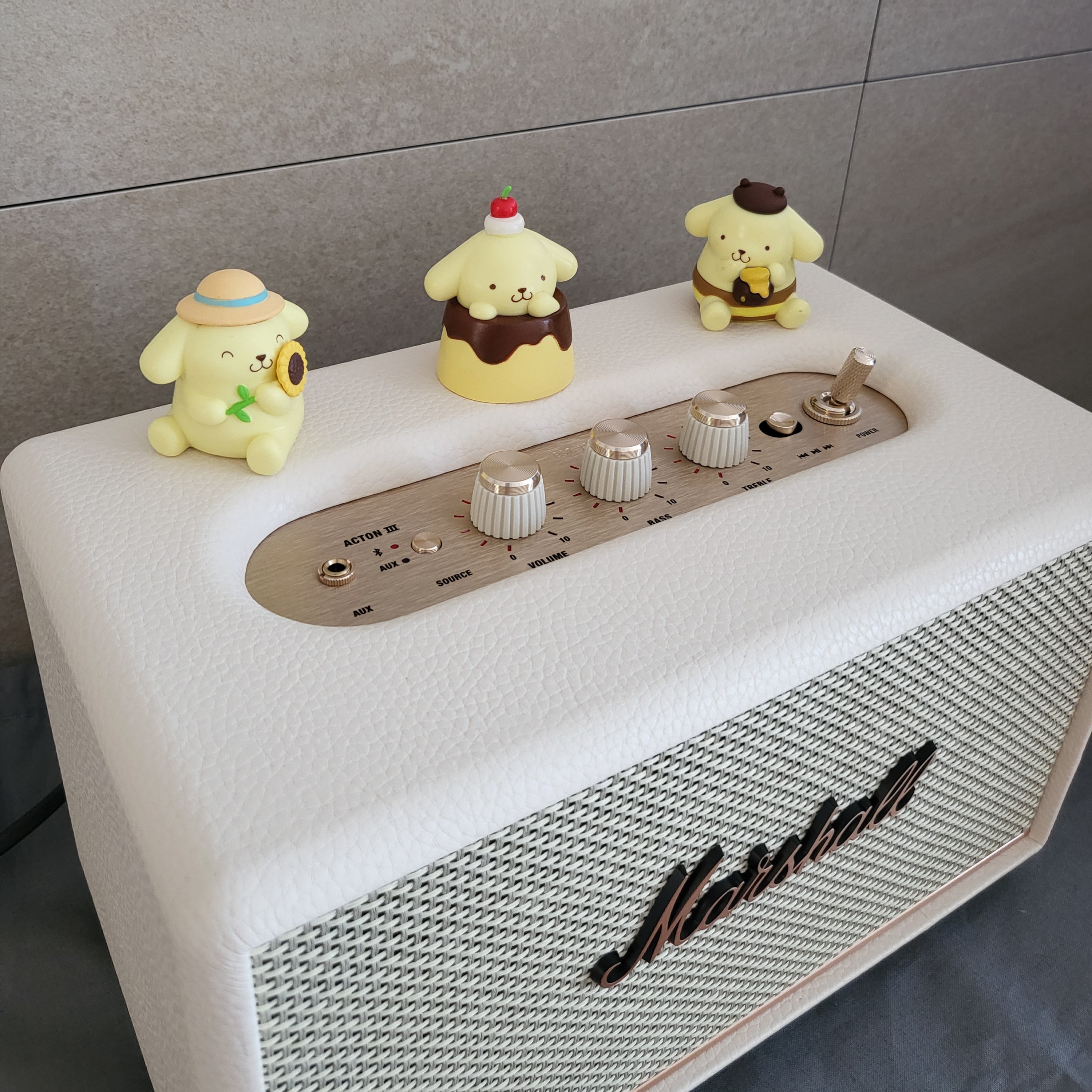 Marshall Acton III Bluetooth Cream (Korean Ver.) 착용 스타일