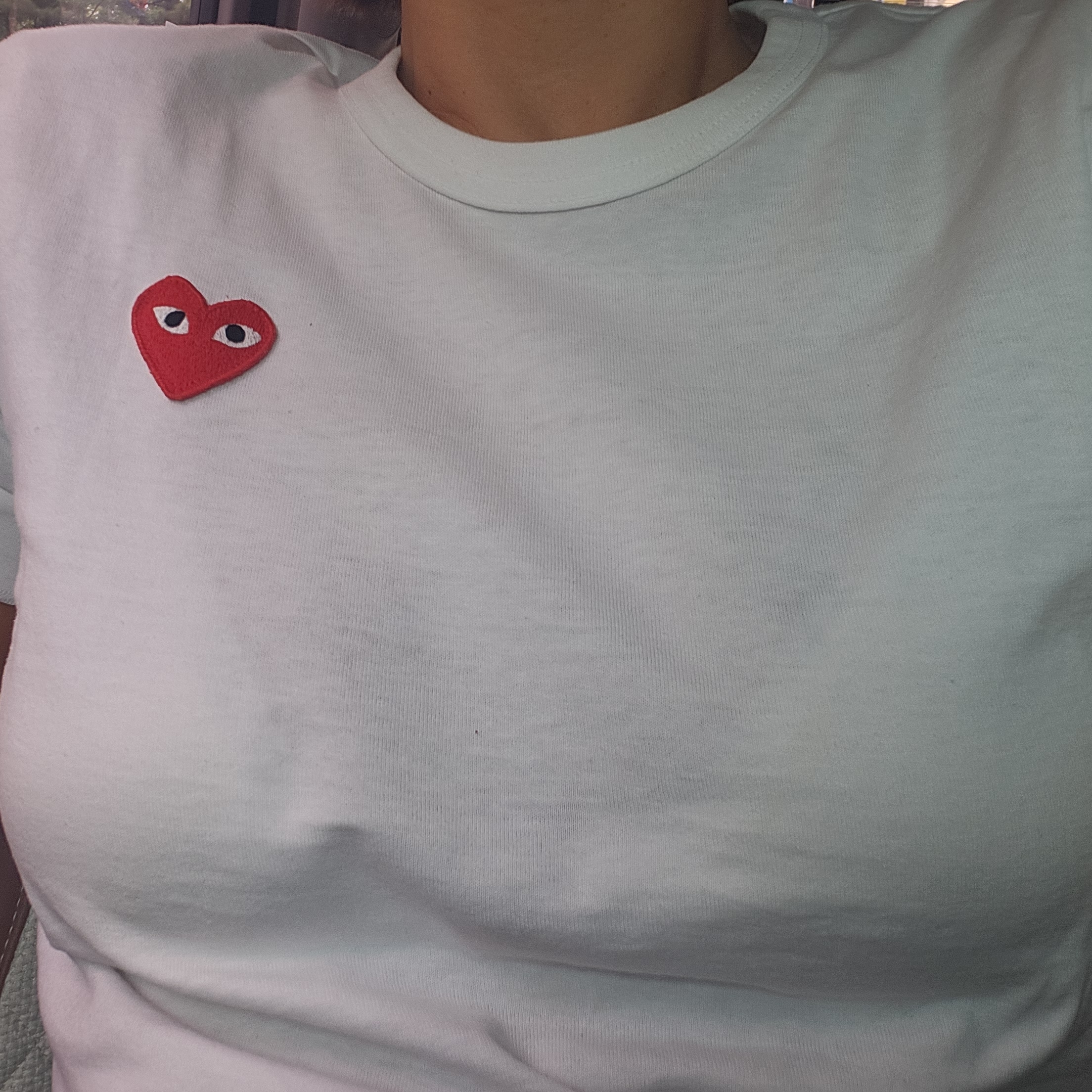Play Comme des Garcons Red Heart T-Shirt White 착용 스타일