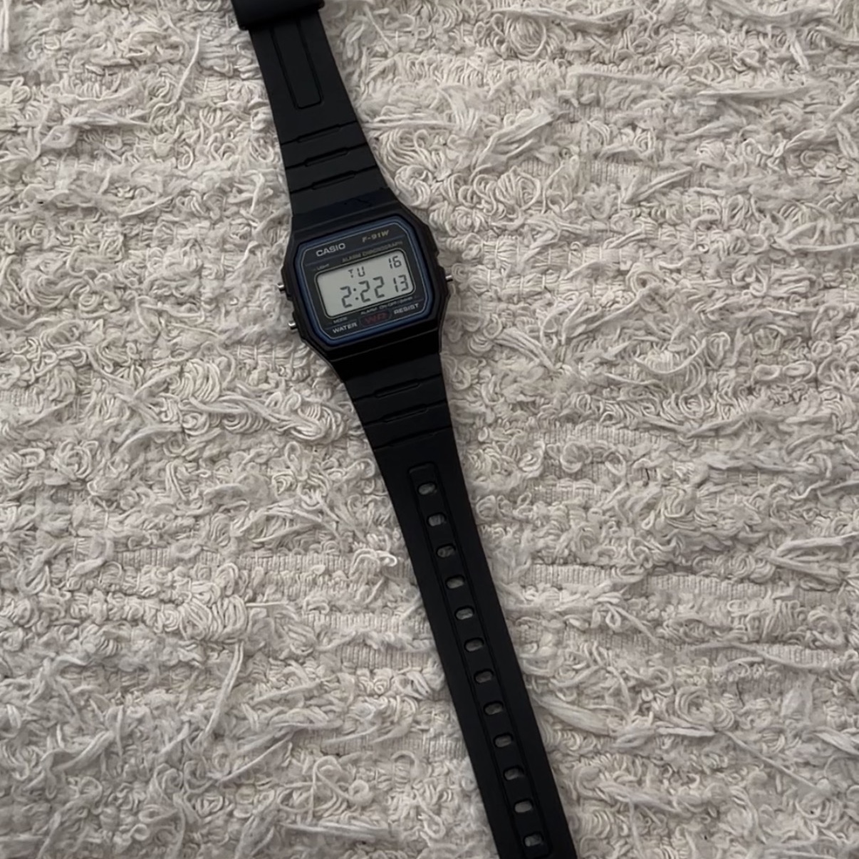 Casio F-91W-1 착용 스타일 - 2