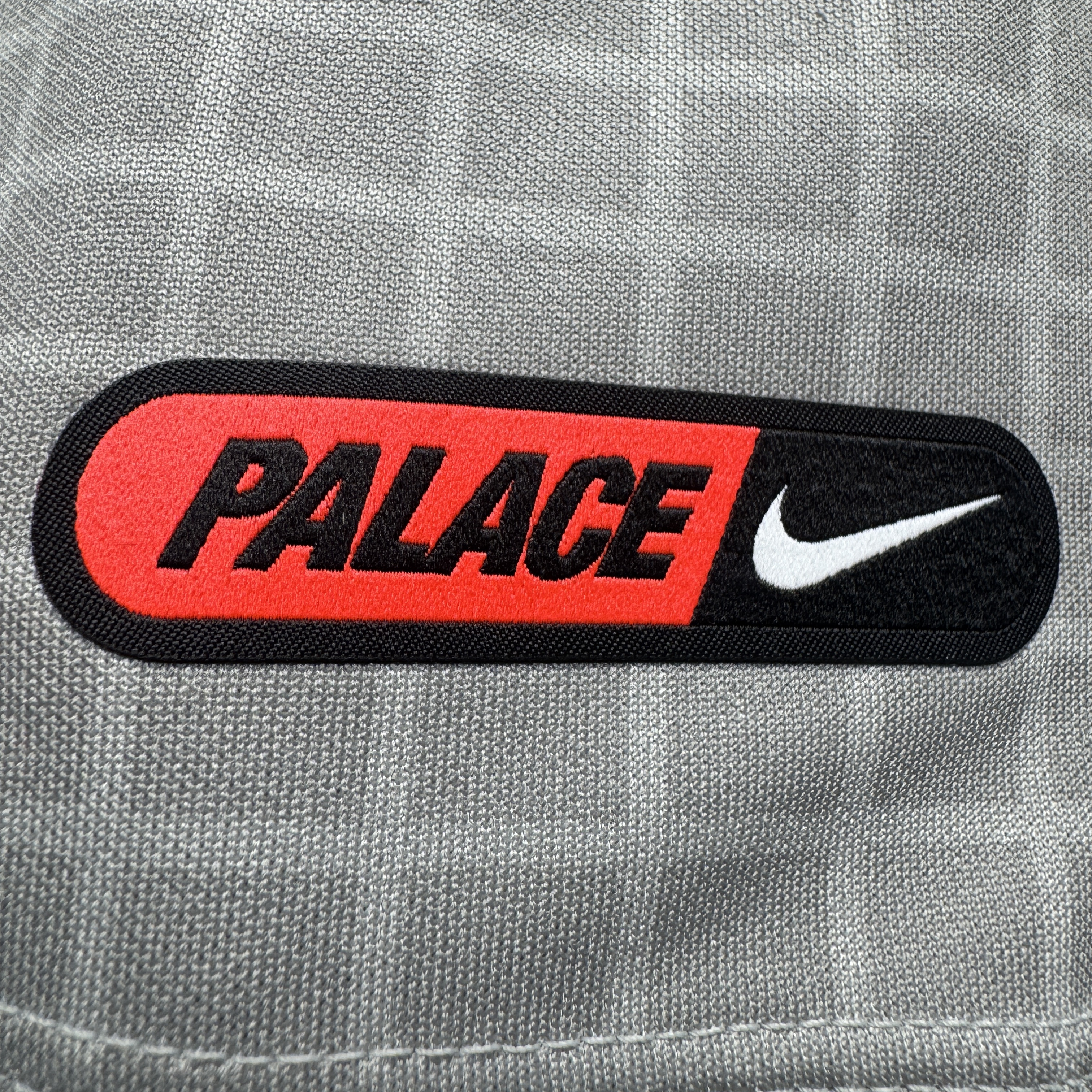 Palace x Nike England Academy Pro Short-Sleeve Football Top Pewter Grey Bright Crimson Bright Crimson 착용 스타일 - 3