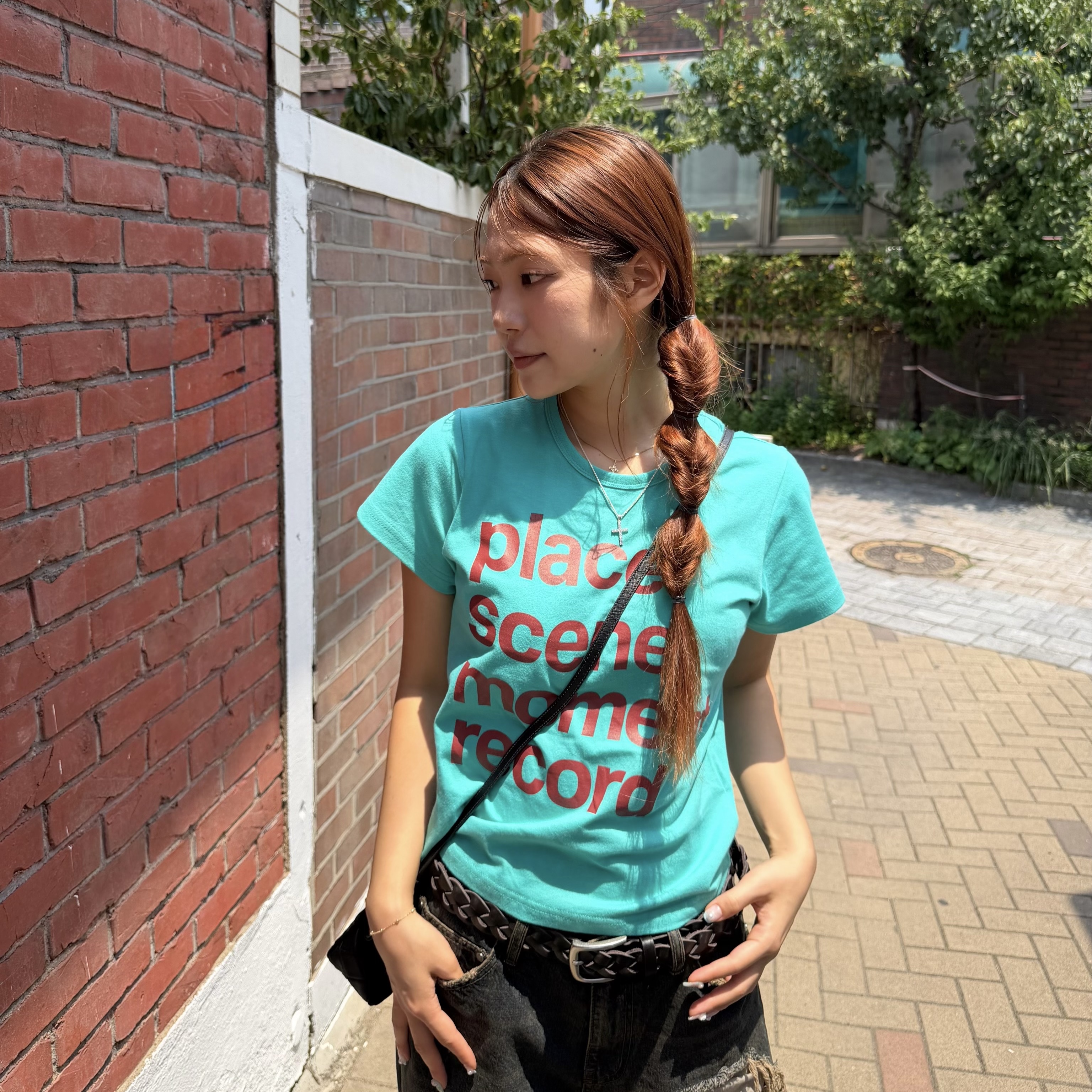 SLOW RECORD HOUSE Archive Typo T-Shirt Mint 착용 스타일 - 2