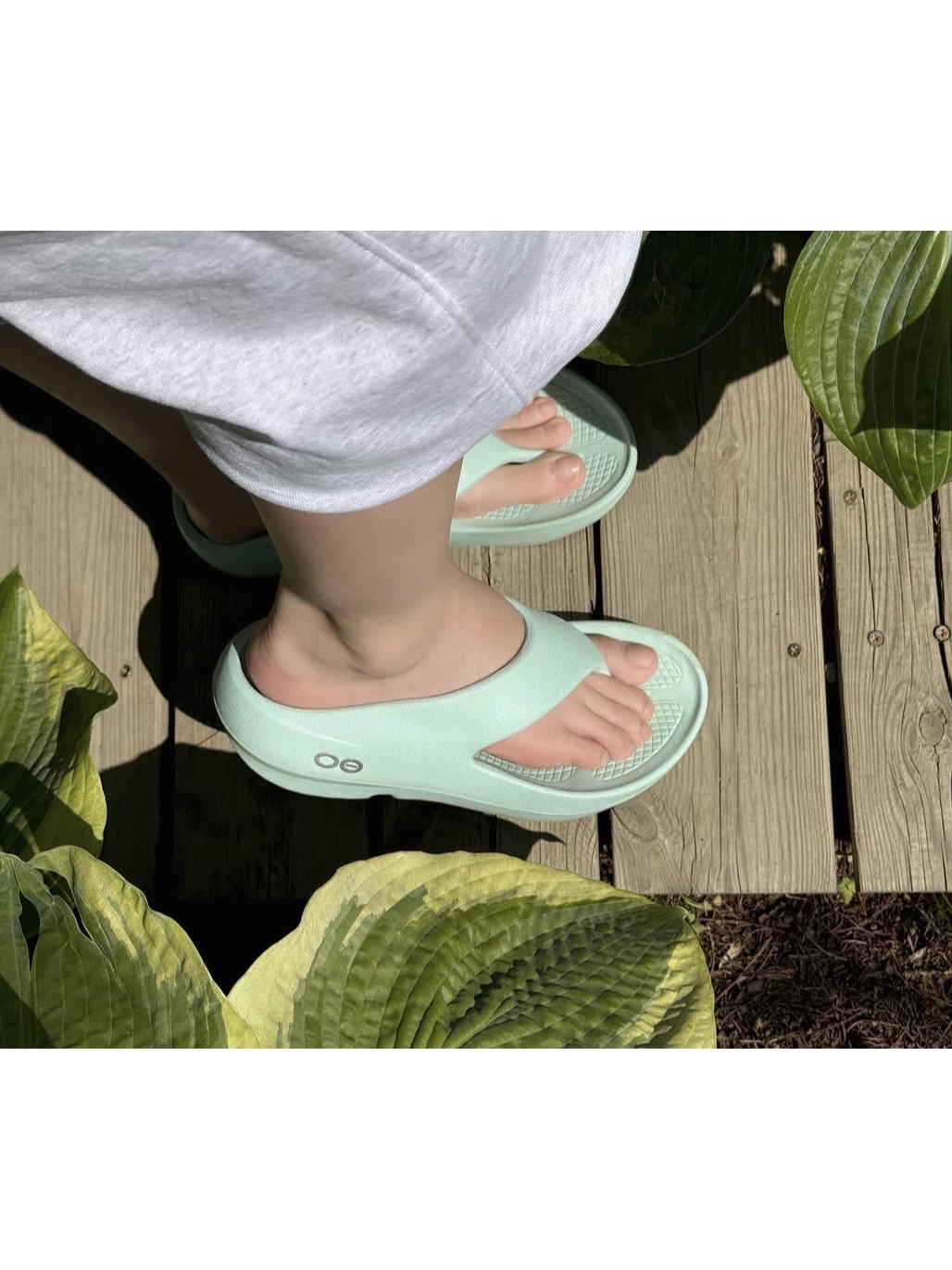 [10% 적립] OOFOS OOriginal + Bright Lime Unisex Flip-Flops 착용 스타일 - 7