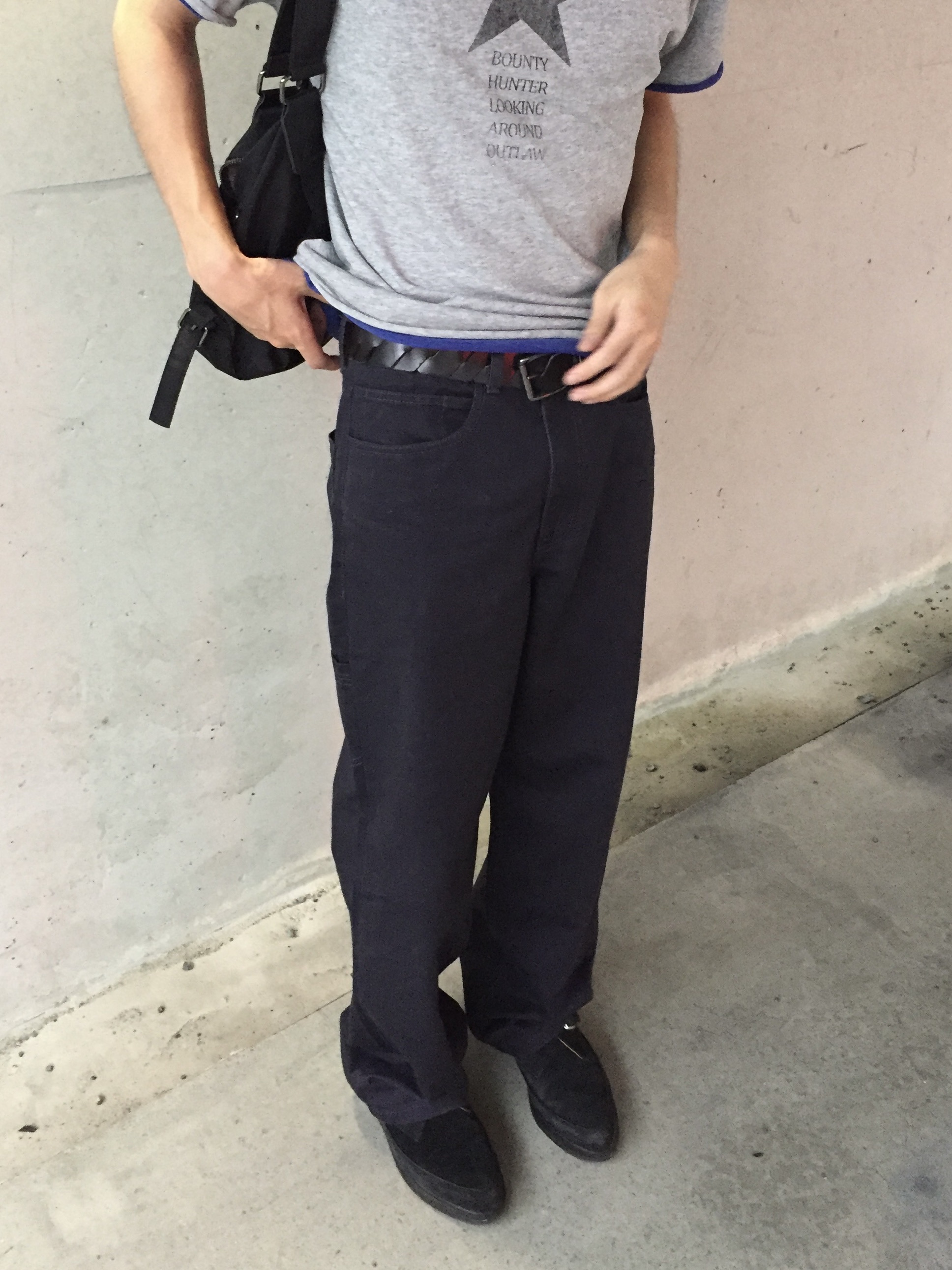 CHOWOO Low Rise Fit Cationic Regular Pants Washed Navy 착용 스타일 - 2